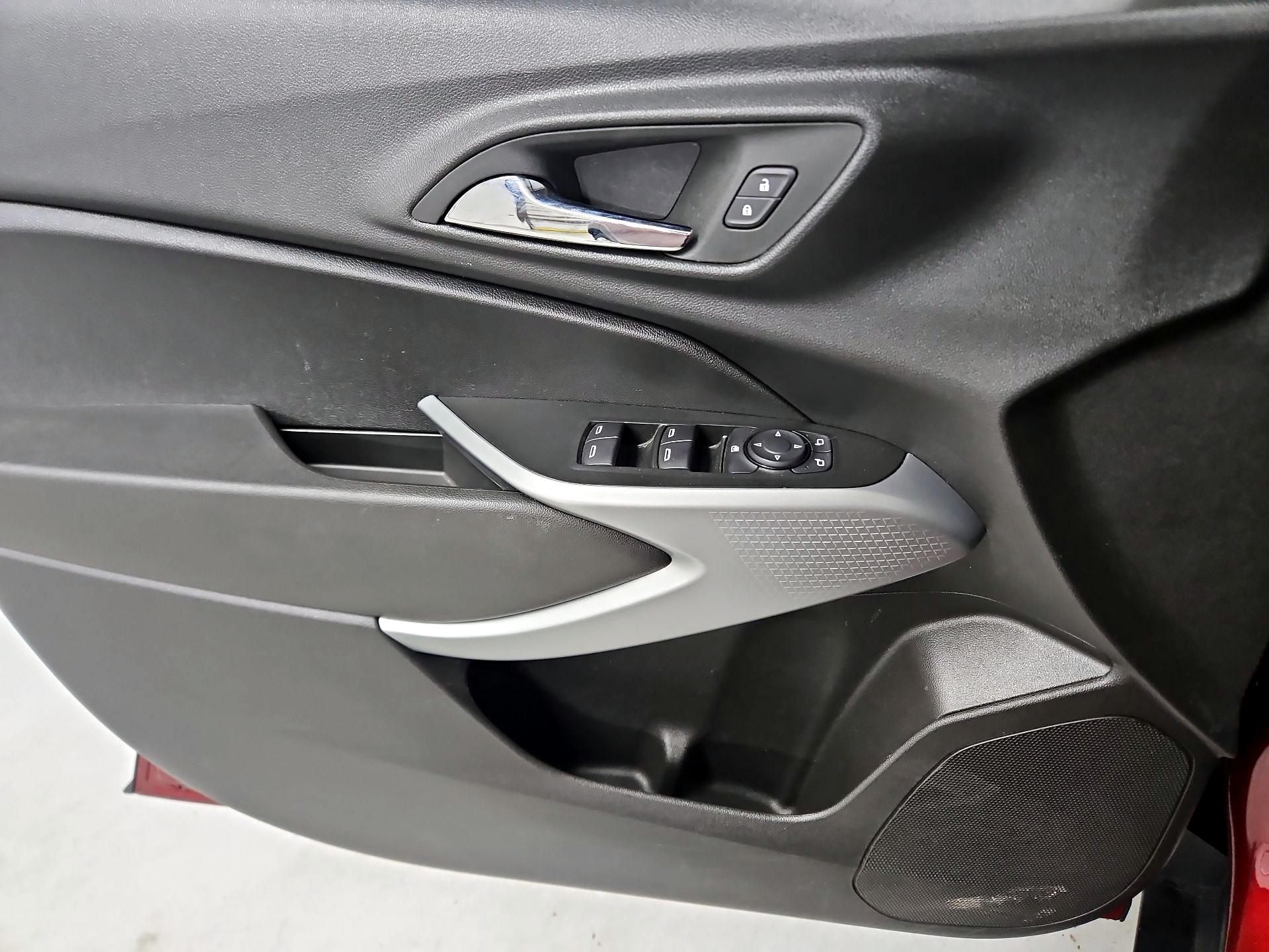 Thumbnail: 2024 Chevrolet Trax - 12