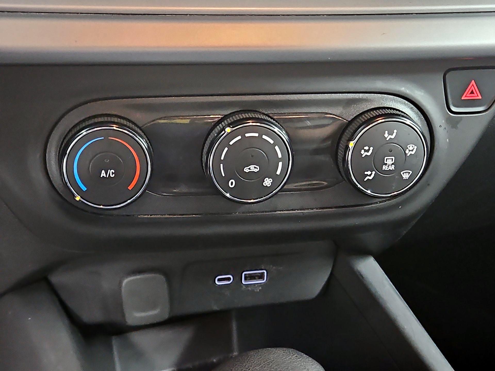 Thumbnail: 2024 Chevrolet Trax - 16