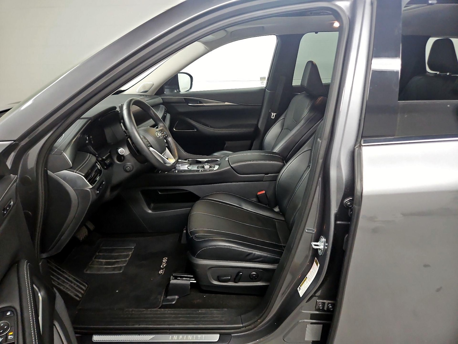 2023 INFINITI QX60 LUXE - Photo 12