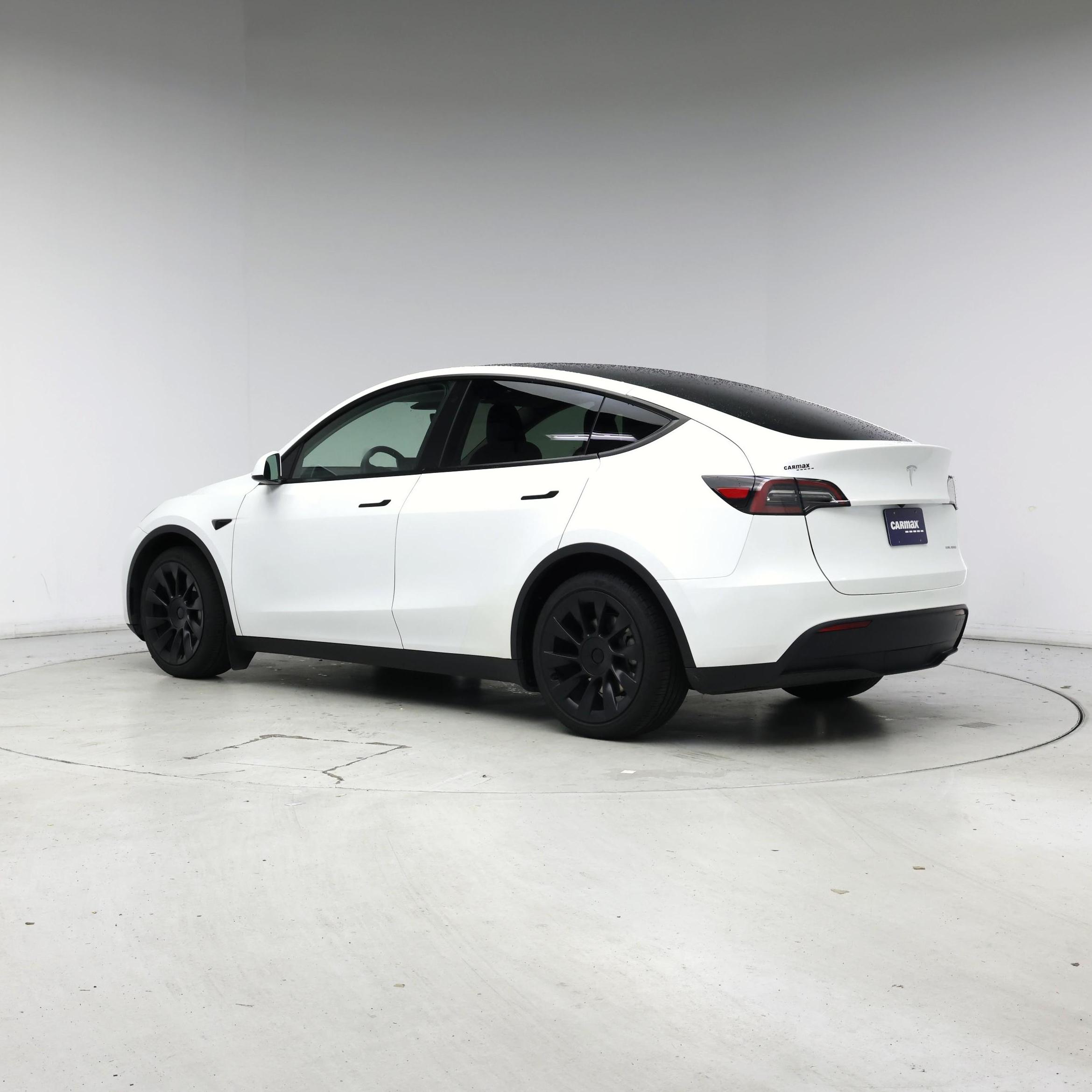 Thumbnail: 2023 Tesla Model Y - 2