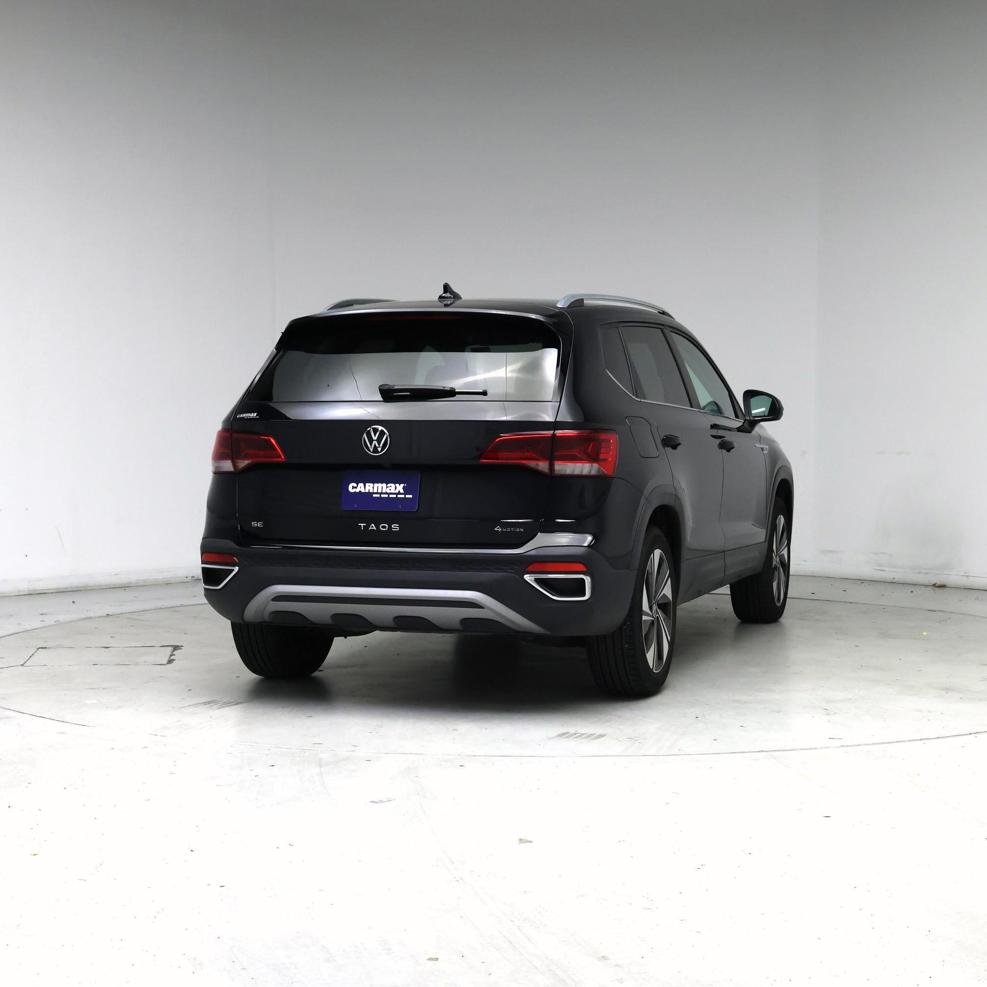 Thumbnail: 2023 Volkswagen Taos - 8