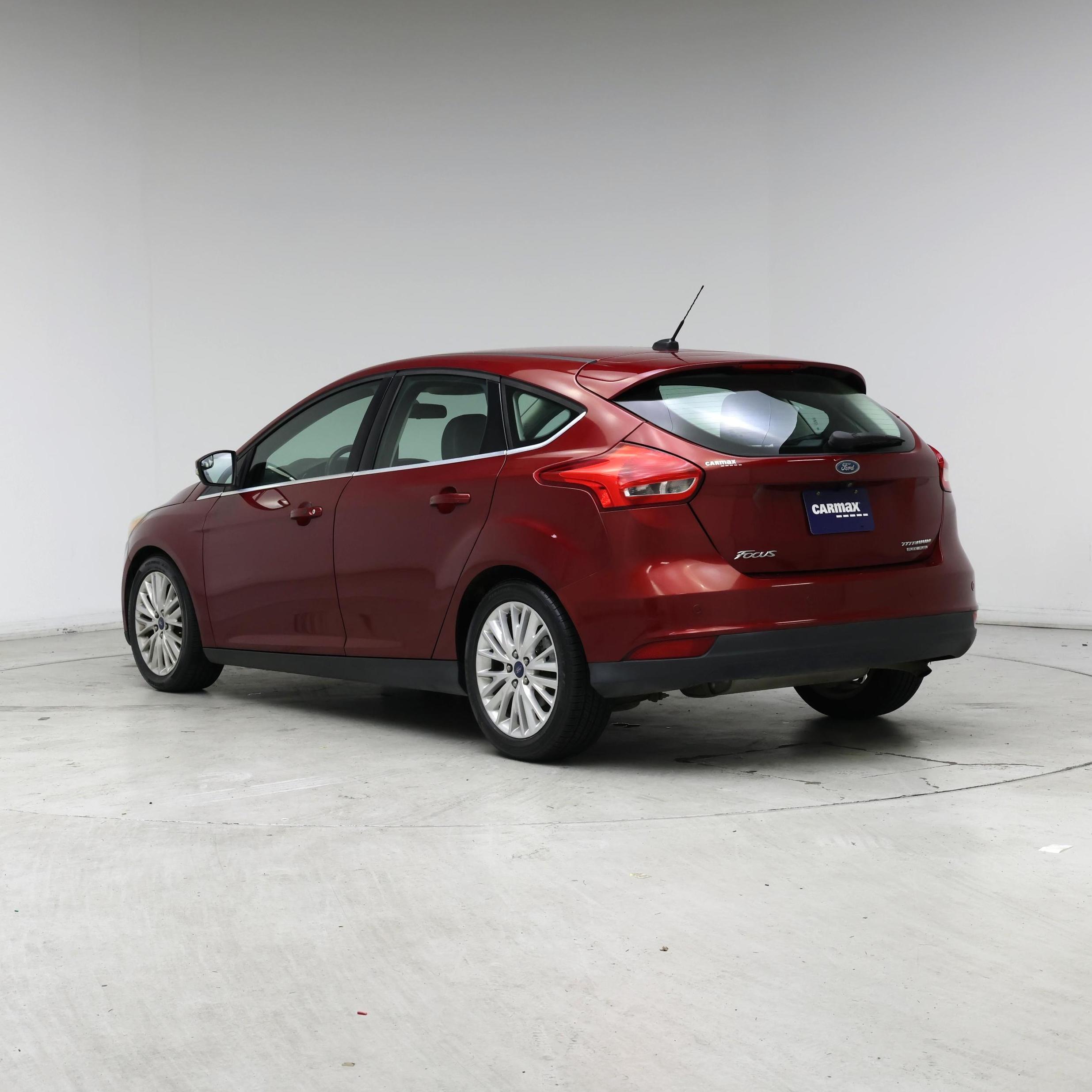 Thumbnail: 2015 Ford Focus - 2