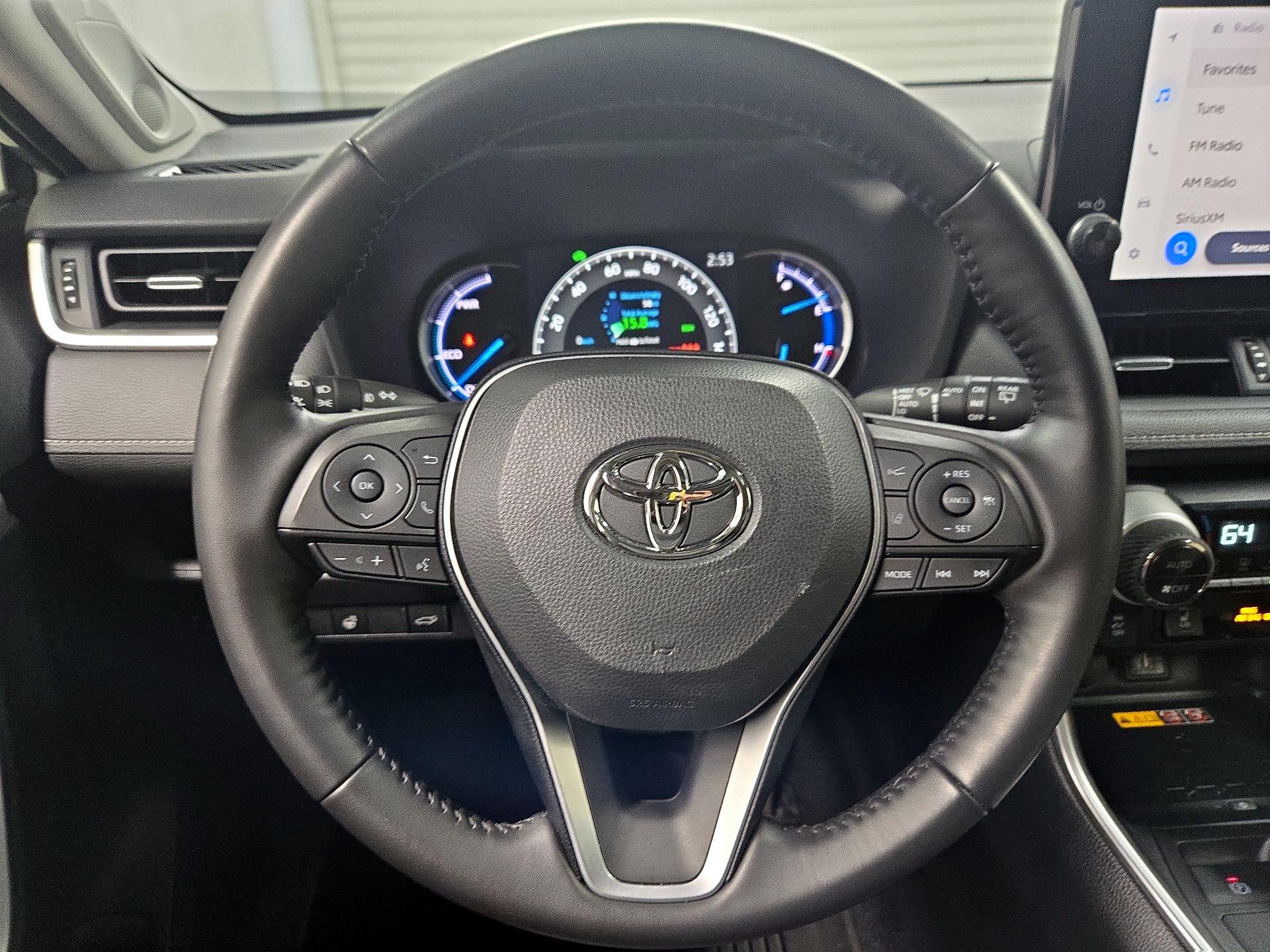 Thumbnail: 2023 Toyota RAV4 - 10