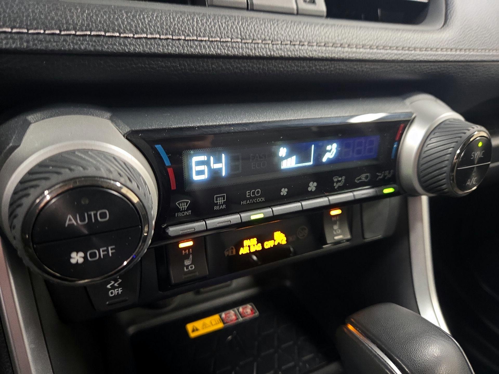 Thumbnail: 2023 Toyota RAV4 - 16