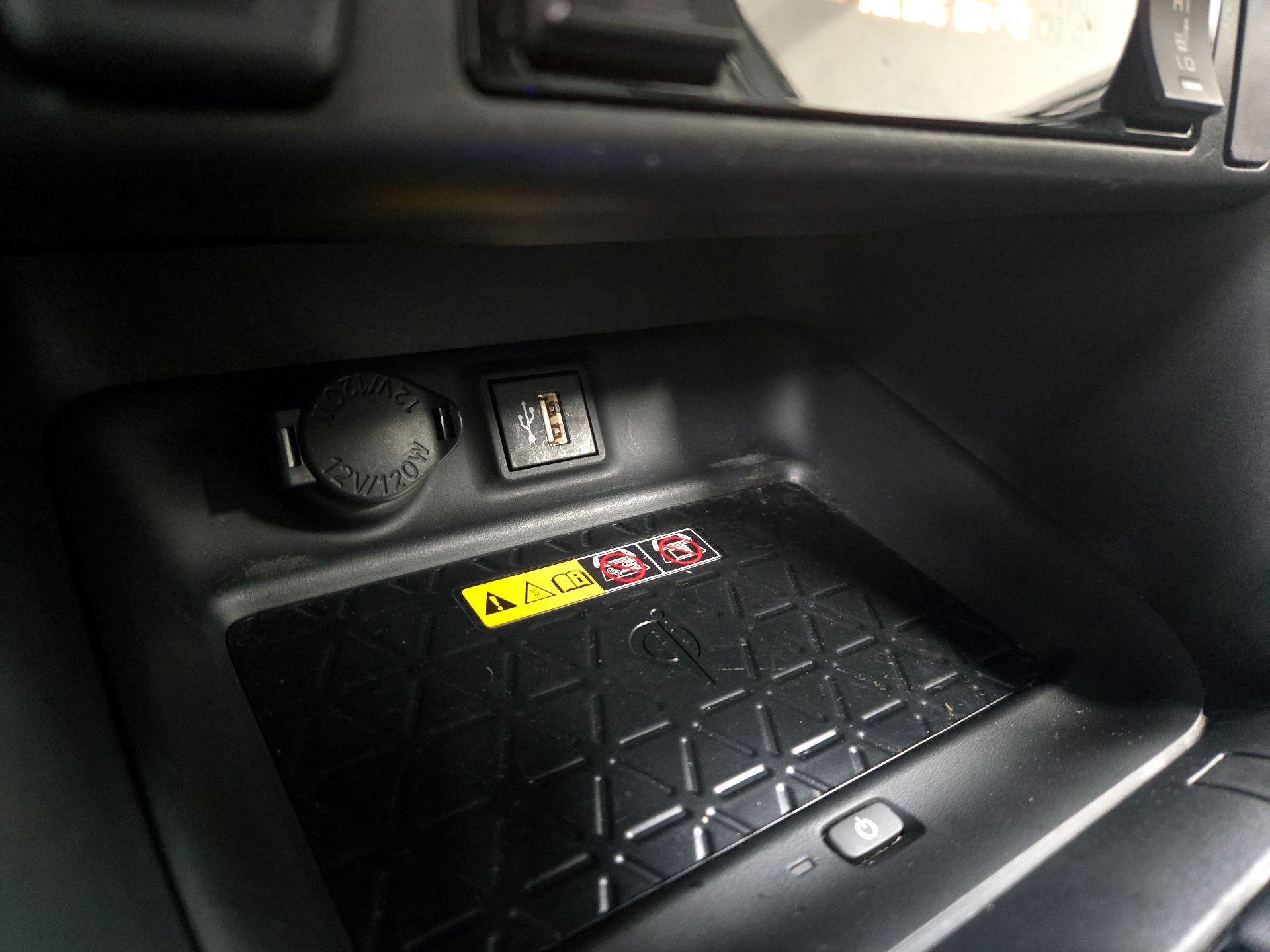 Thumbnail: 2023 Toyota RAV4 - 18