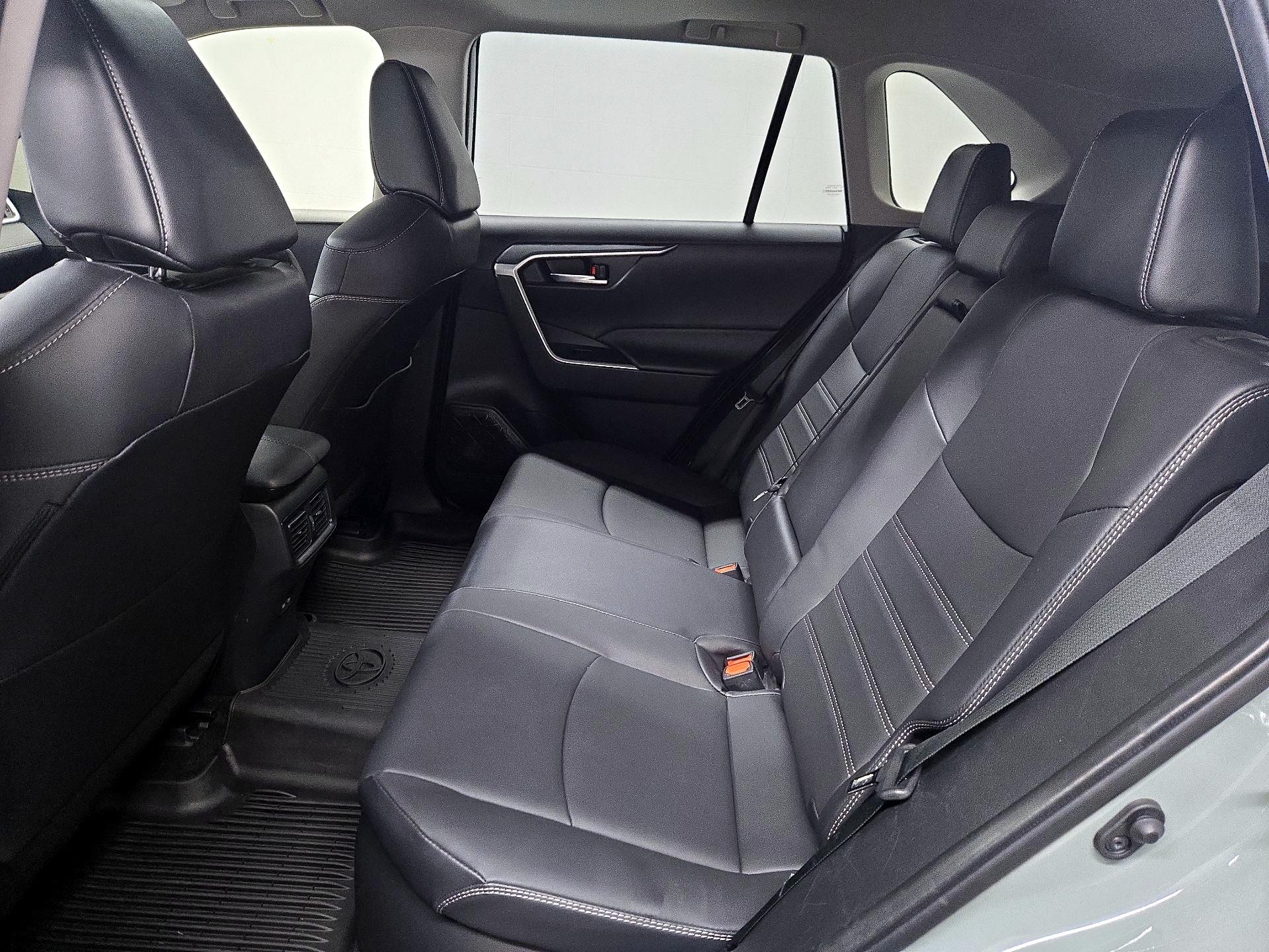 Thumbnail: 2023 Toyota RAV4 - 20