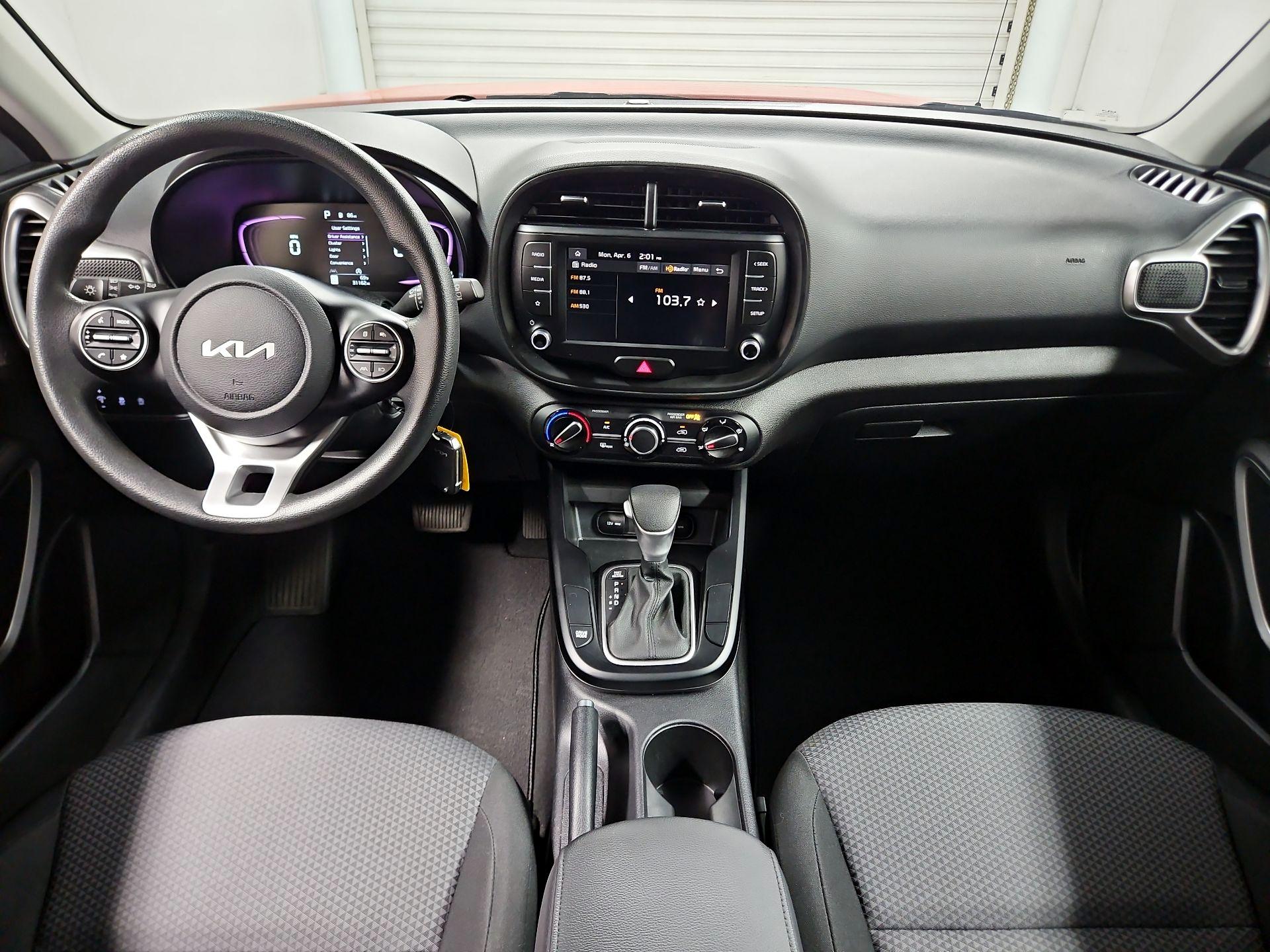Thumbnail: 2023 Kia Soul - 9