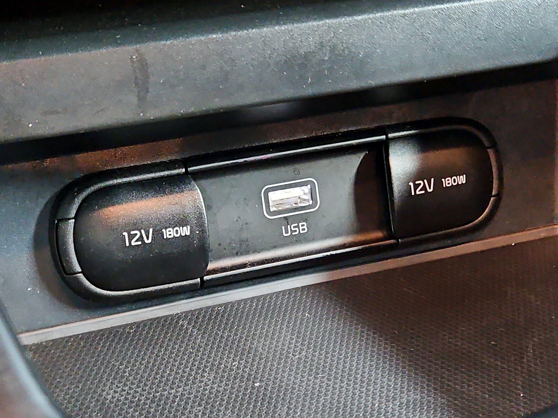 Thumbnail: 2023 Kia Soul - 18