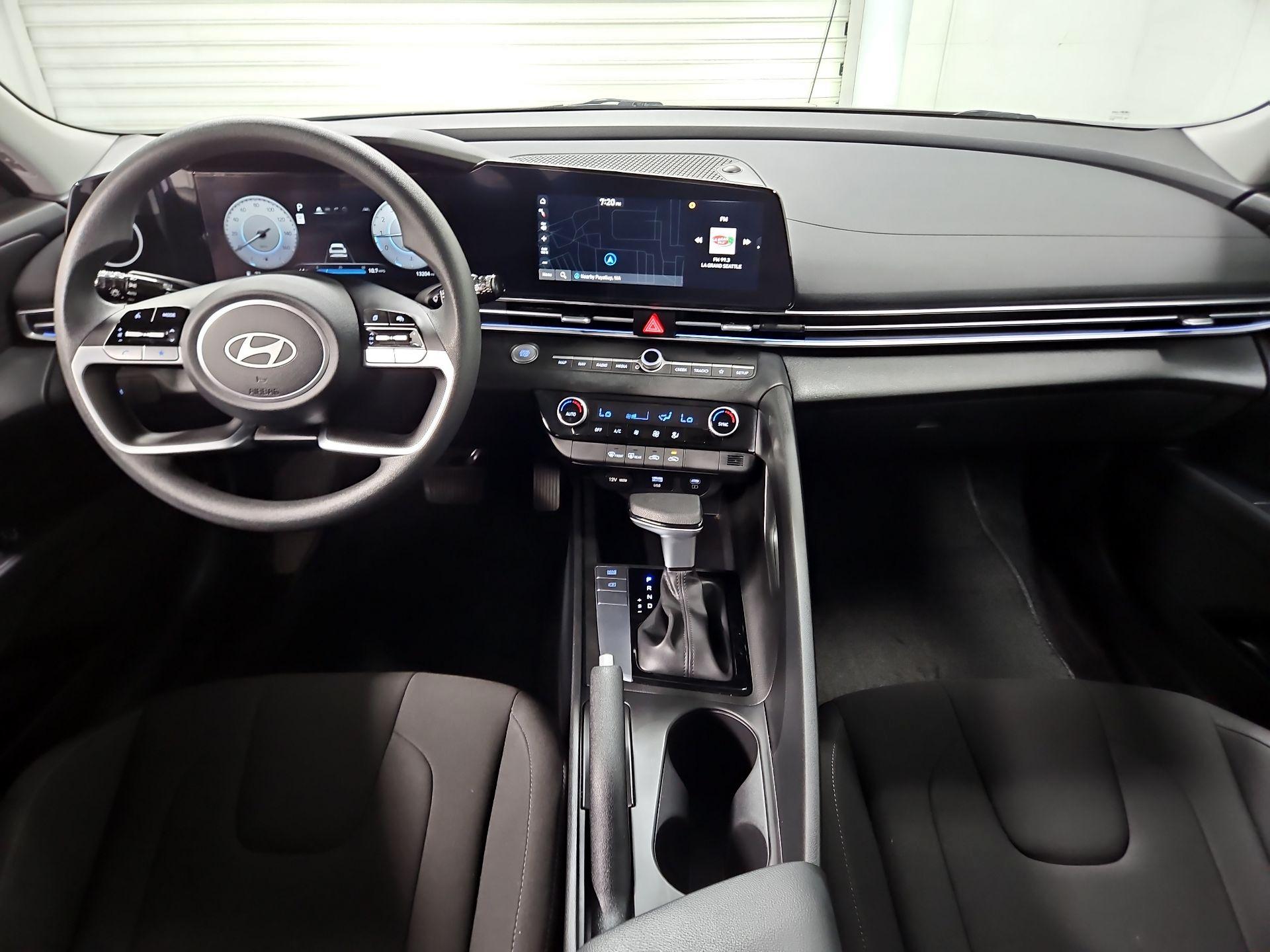 Thumbnail: 2024 Hyundai Elantra - 9
