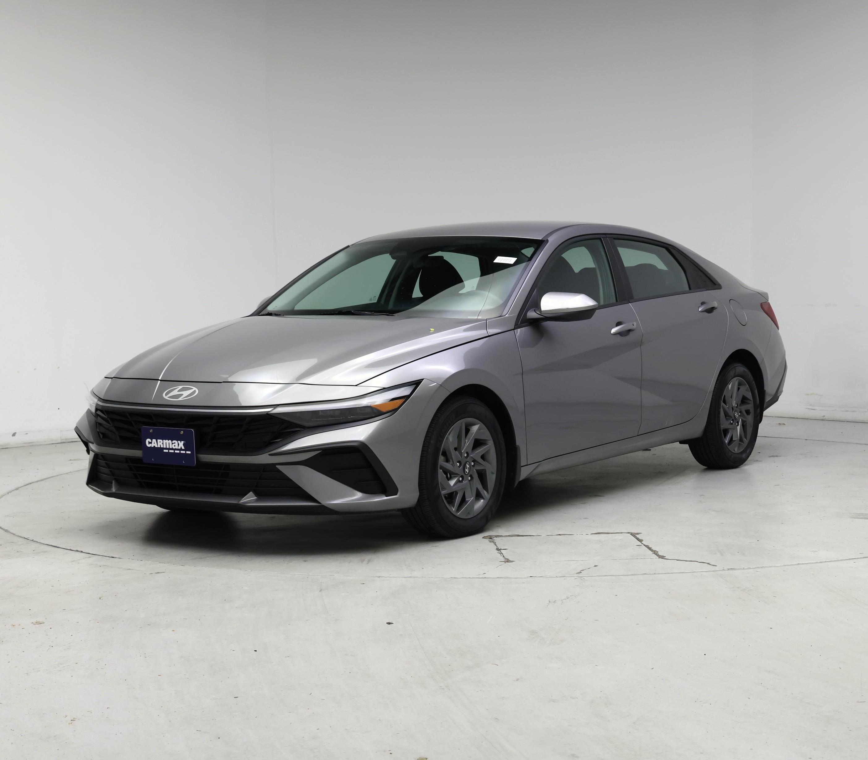 Thumbnail: 2024 Hyundai Elantra - 4