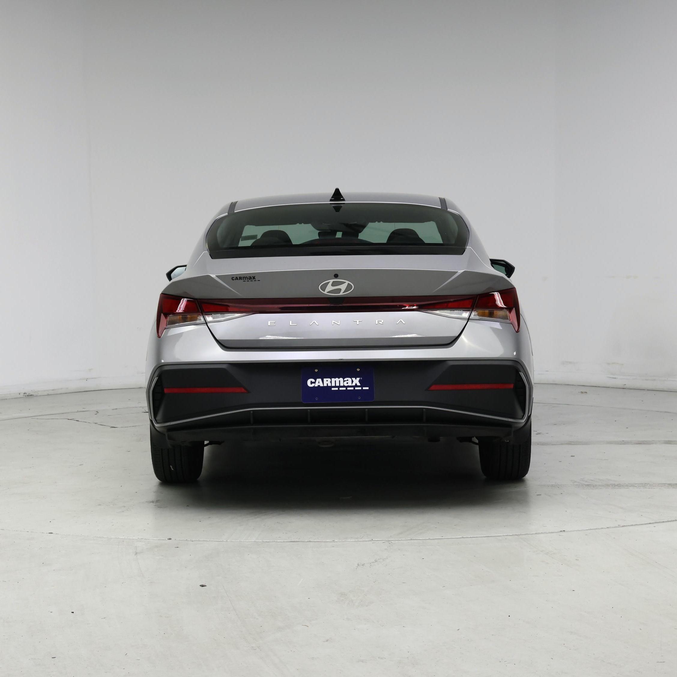 Thumbnail: 2024 Hyundai Elantra - 6