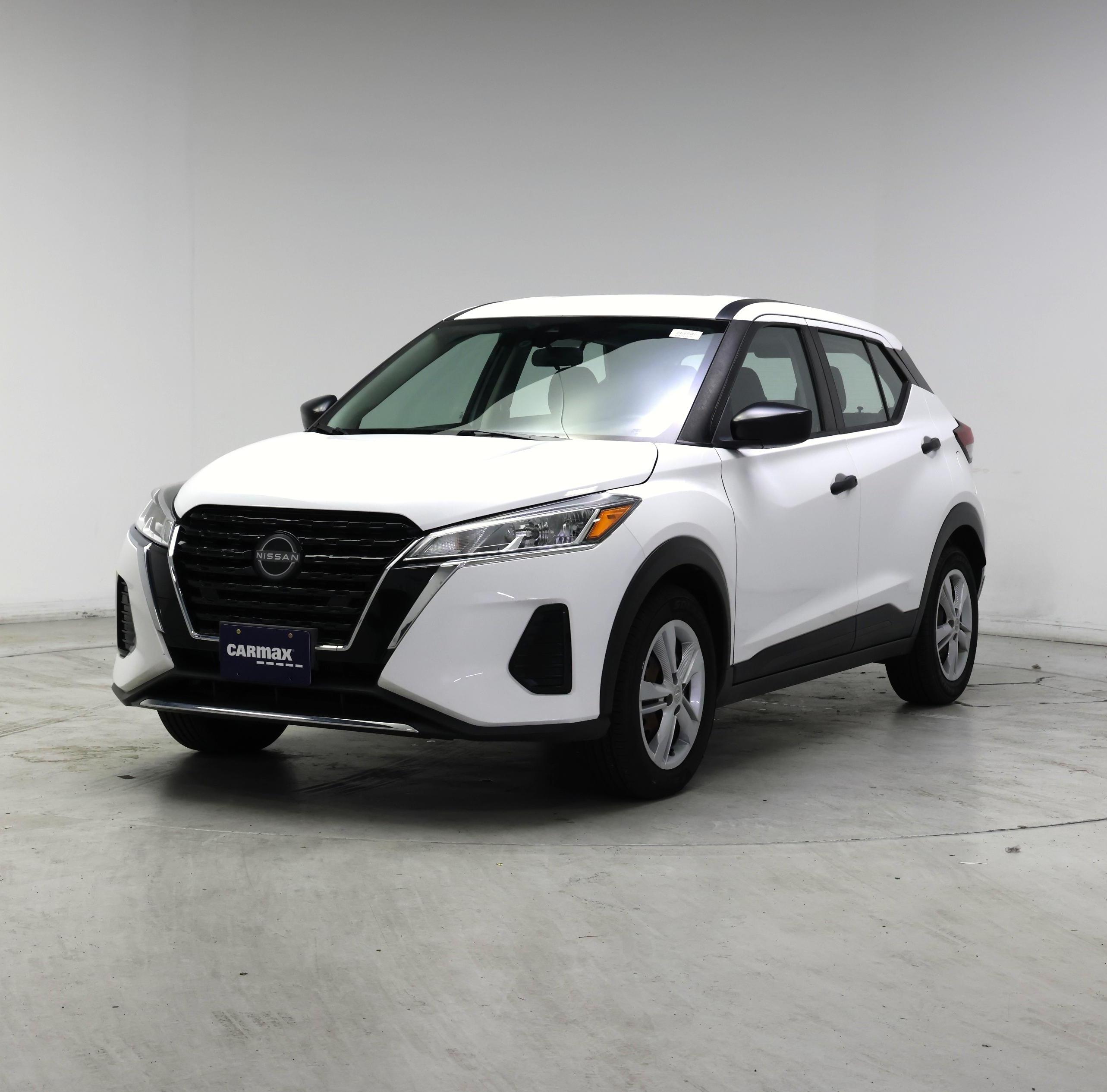 Thumbnail: 2022 Nissan Kicks - 4