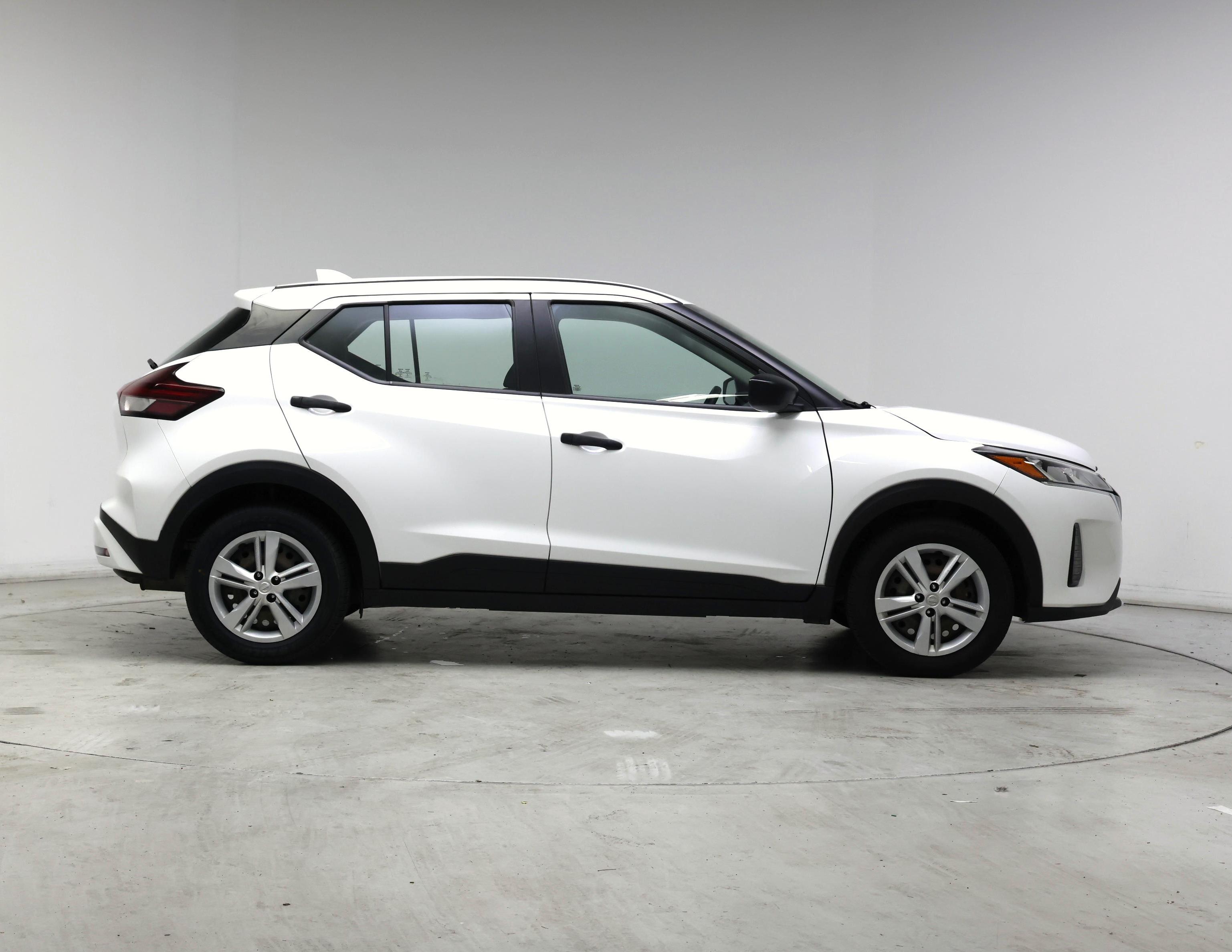 Thumbnail: 2022 Nissan Kicks - 7