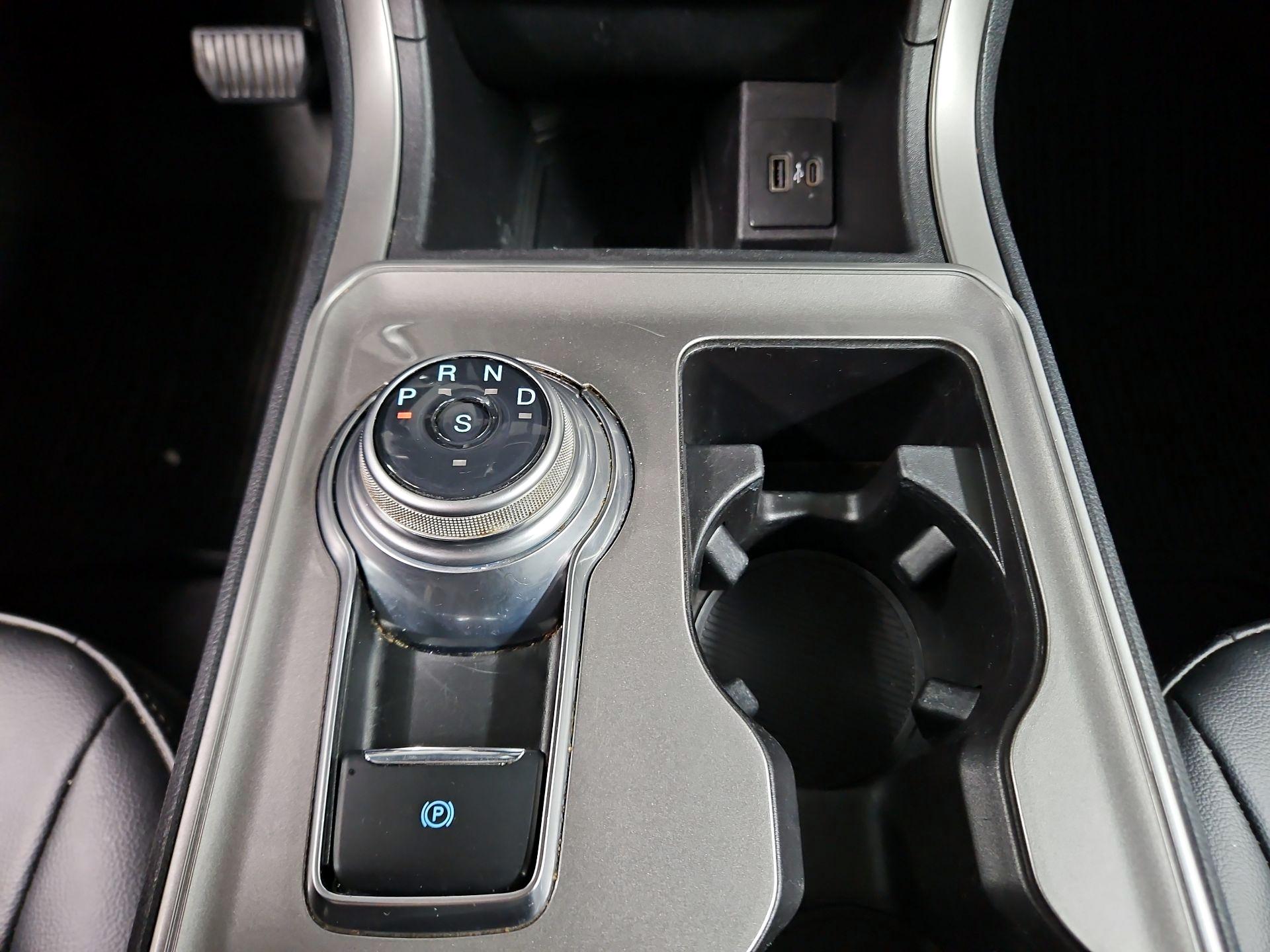 Thumbnail: 2023 Ford Edge - 18