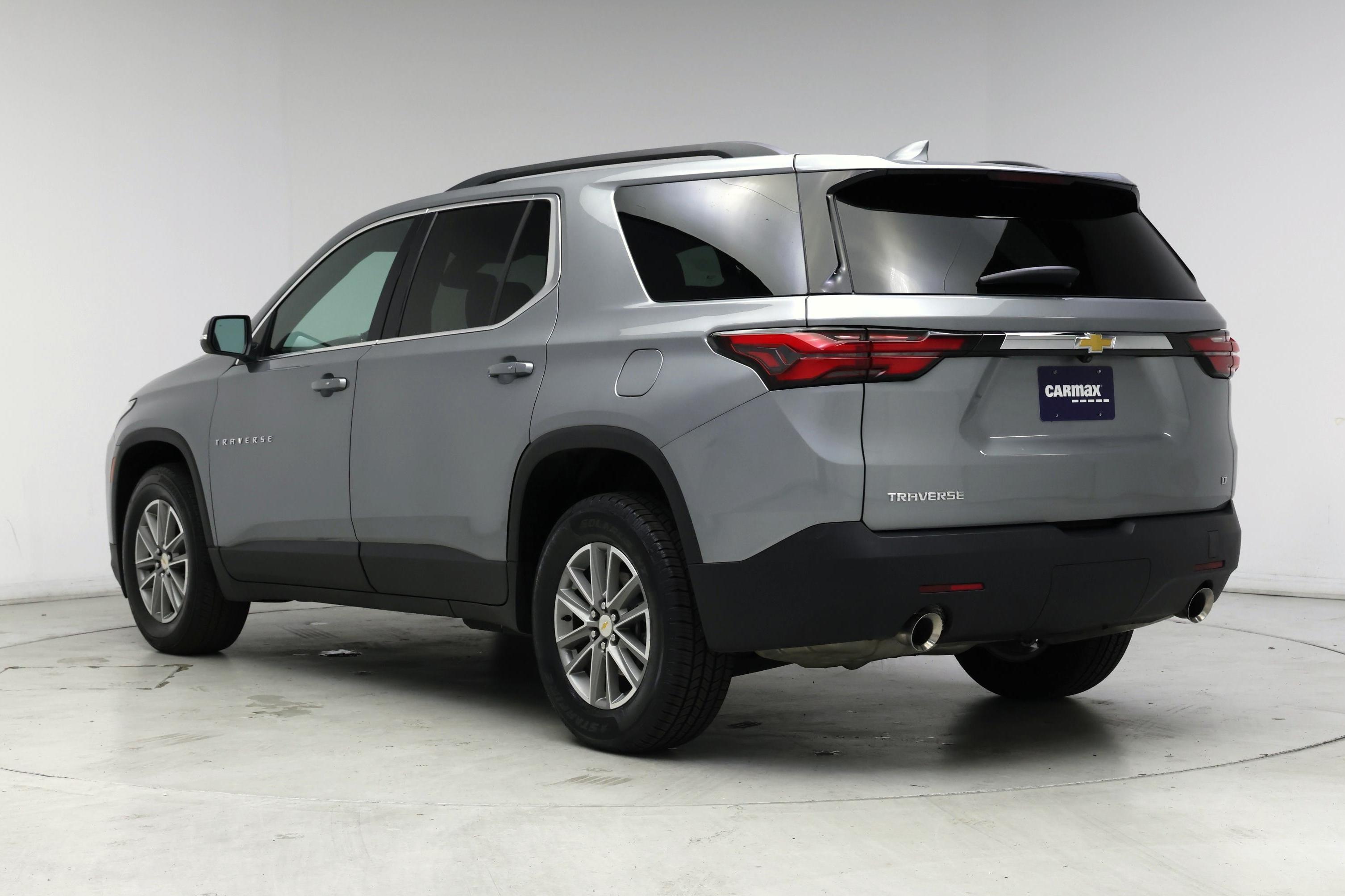 Thumbnail: 2023 Chevrolet Traverse - 2