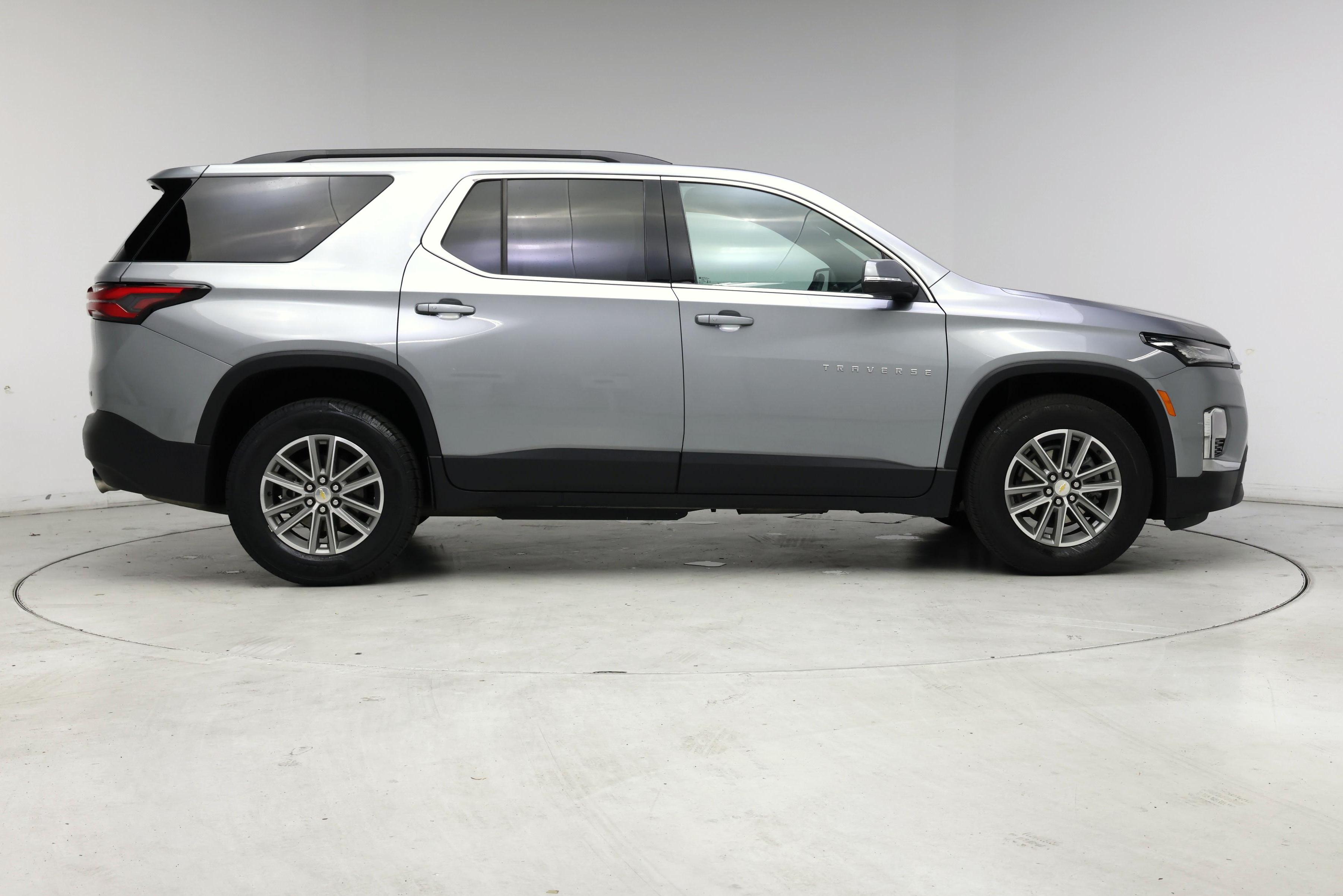 Thumbnail: 2023 Chevrolet Traverse - 7