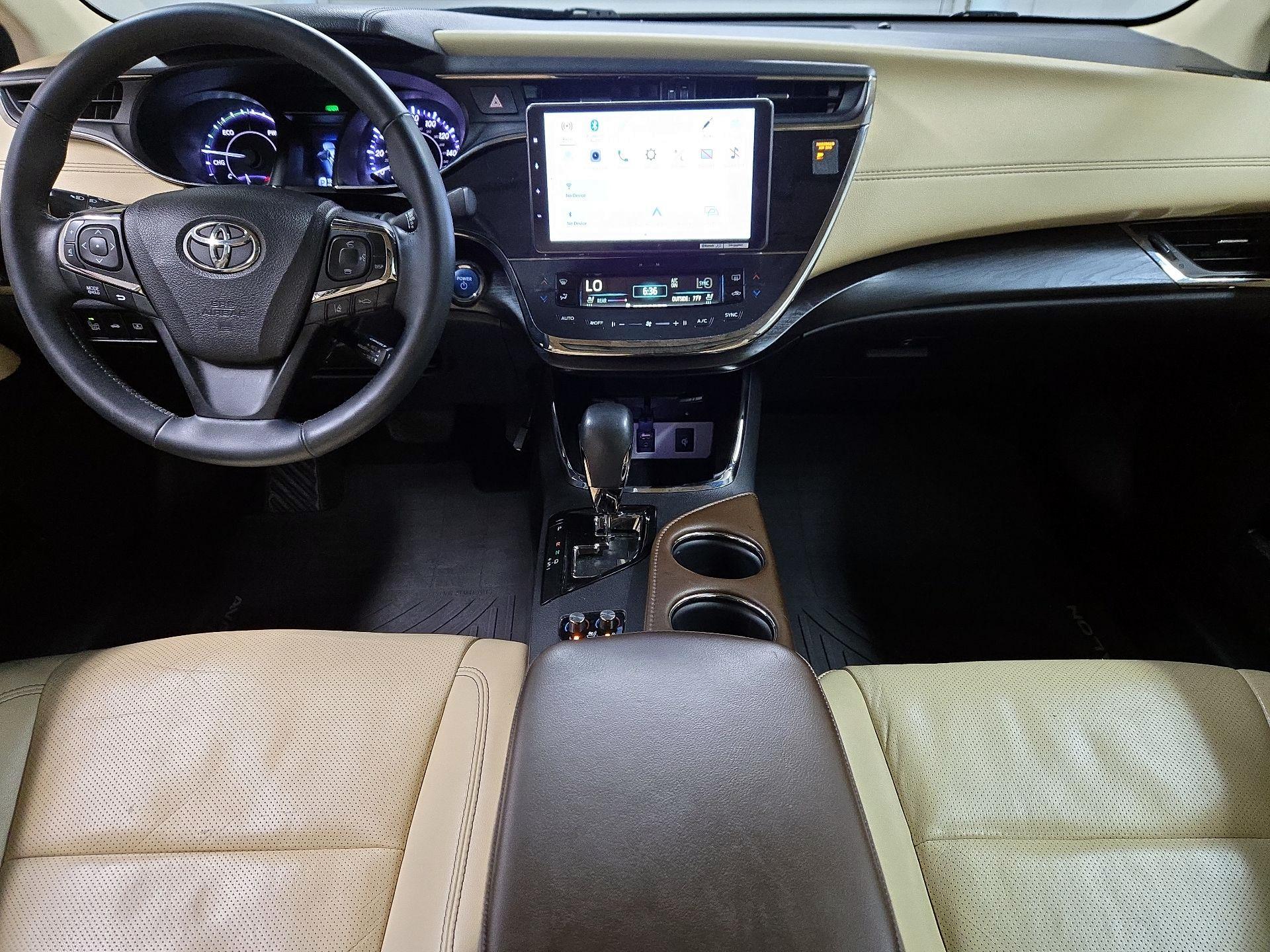 Thumbnail: 2016 Toyota Avalon - 9