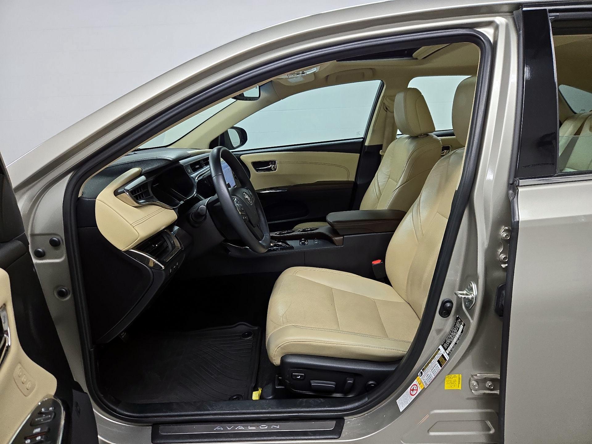 Thumbnail: 2016 Toyota Avalon - 11
