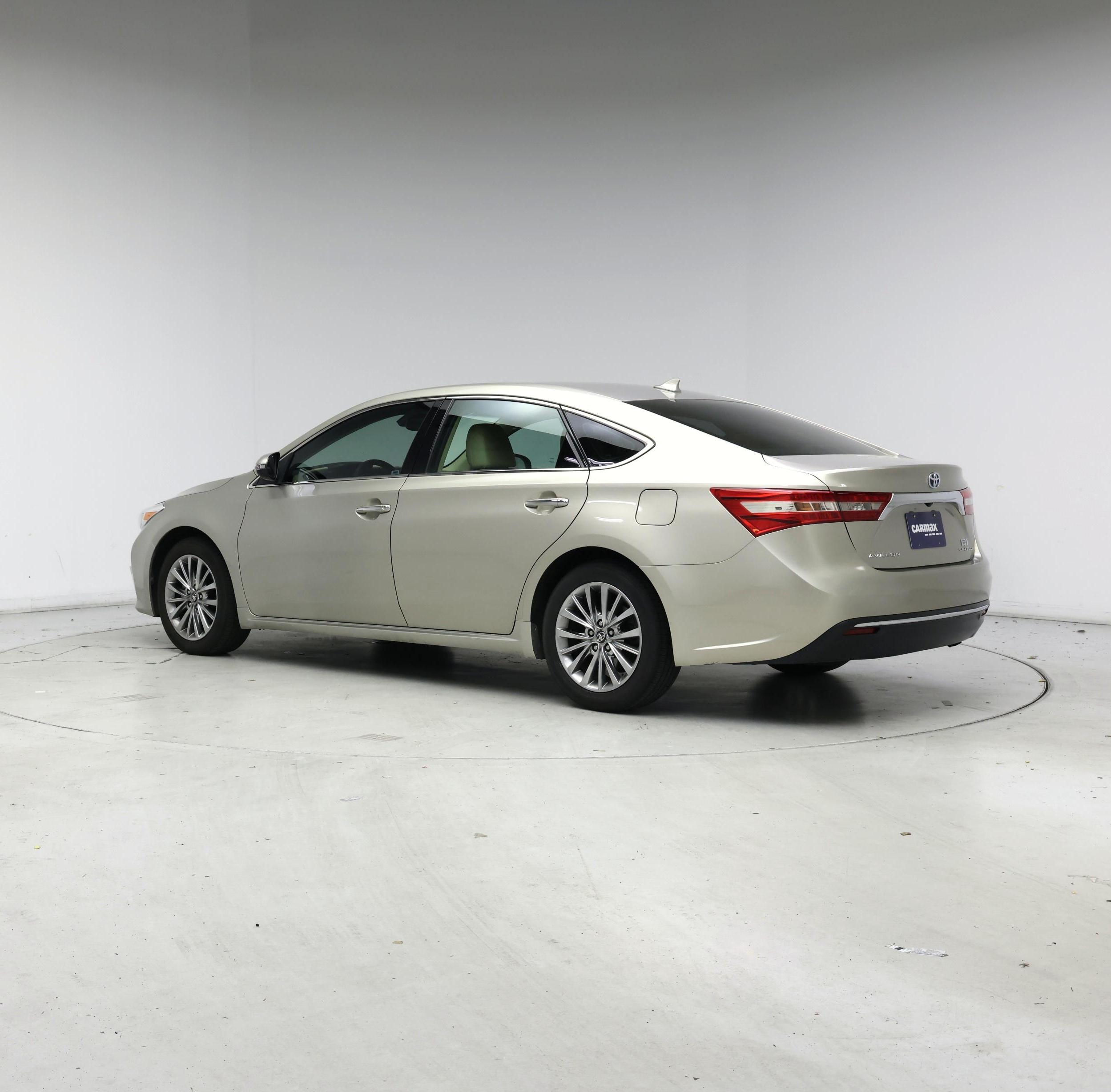 Thumbnail: 2016 Toyota Avalon - 2
