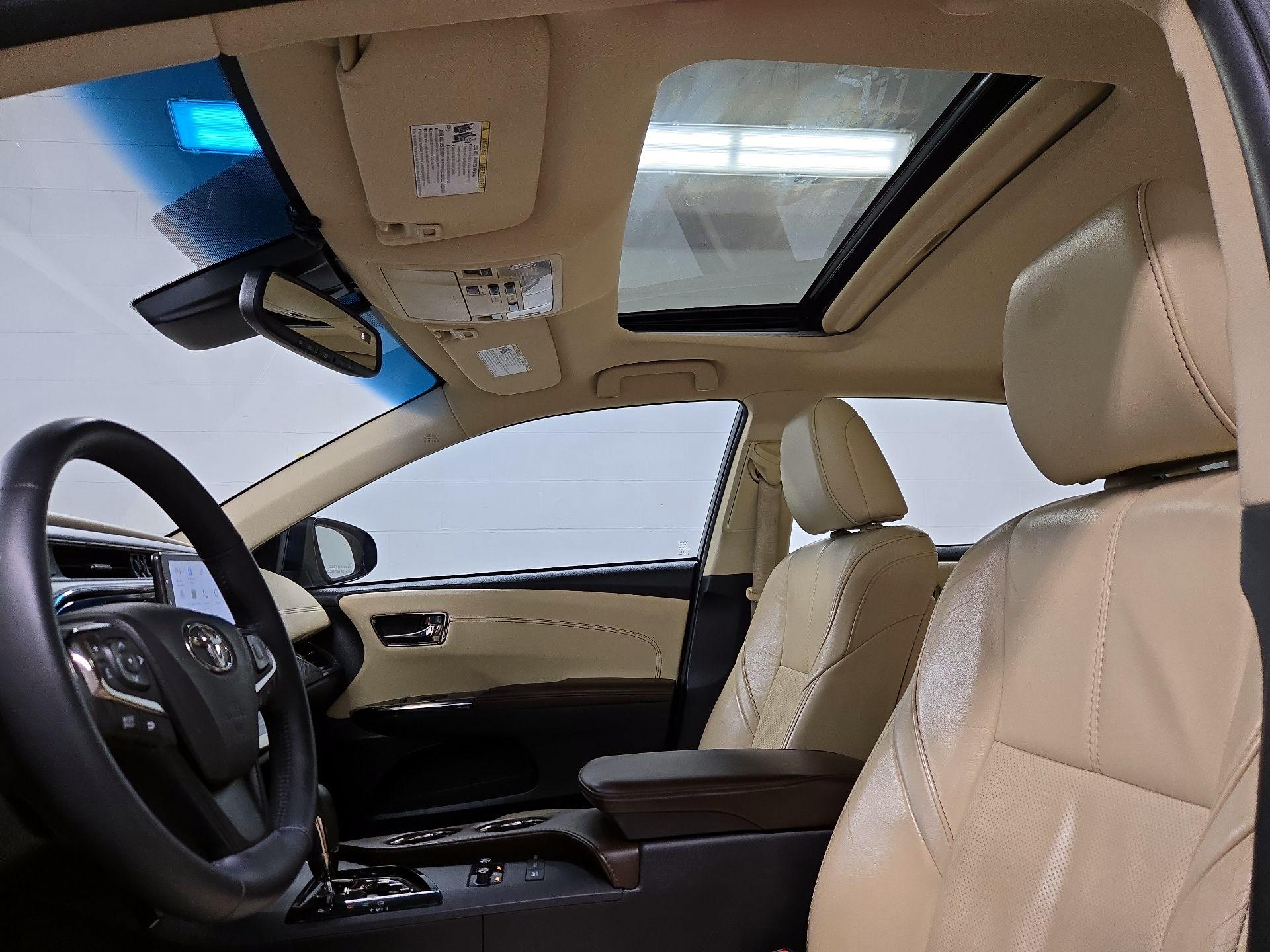 Thumbnail: 2016 Toyota Avalon - 19