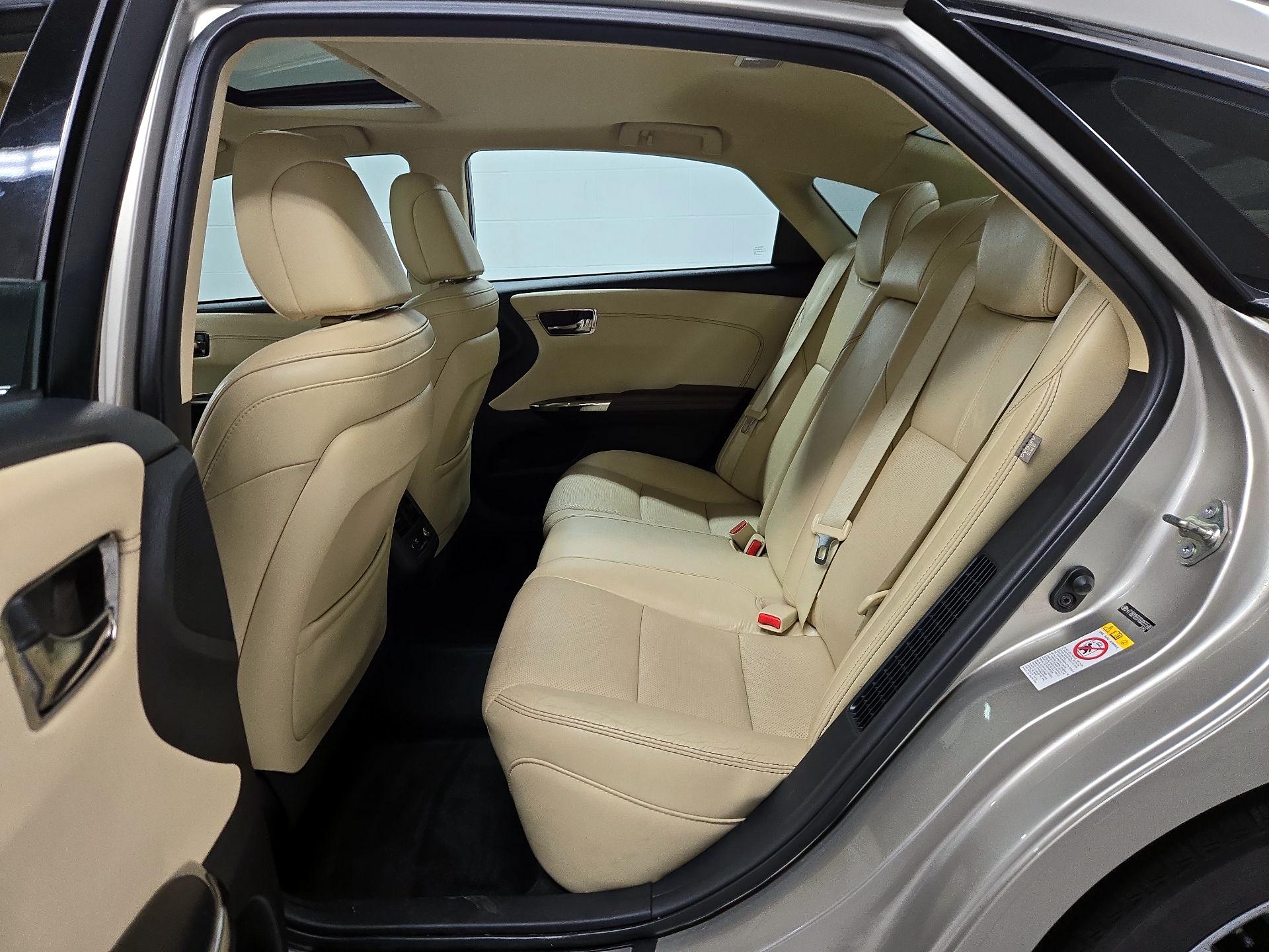 Thumbnail: 2016 Toyota Avalon - 20