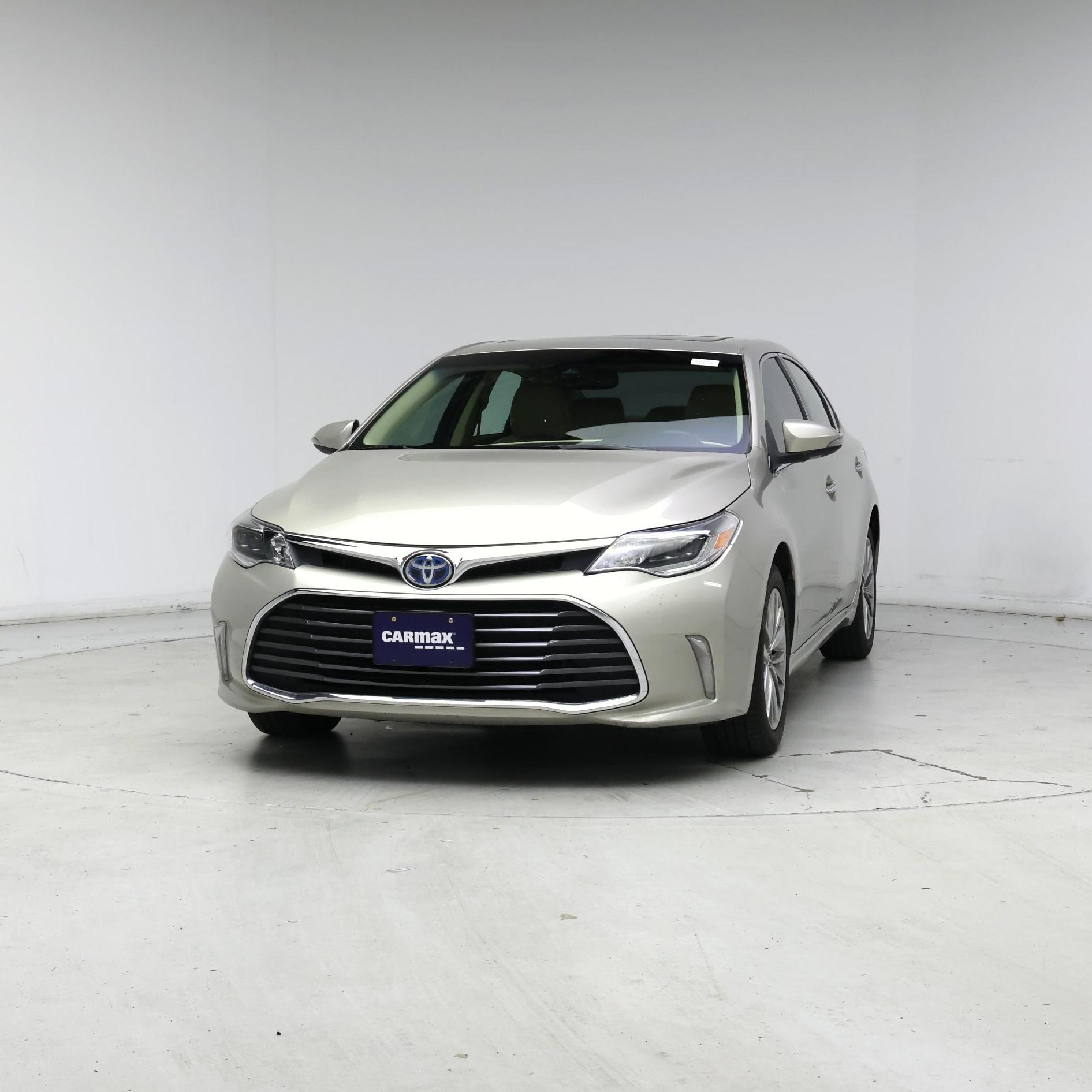 Thumbnail: 2016 Toyota Avalon - 4
