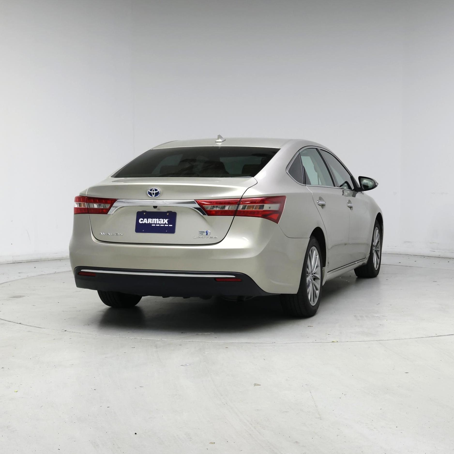 Thumbnail: 2016 Toyota Avalon - 8