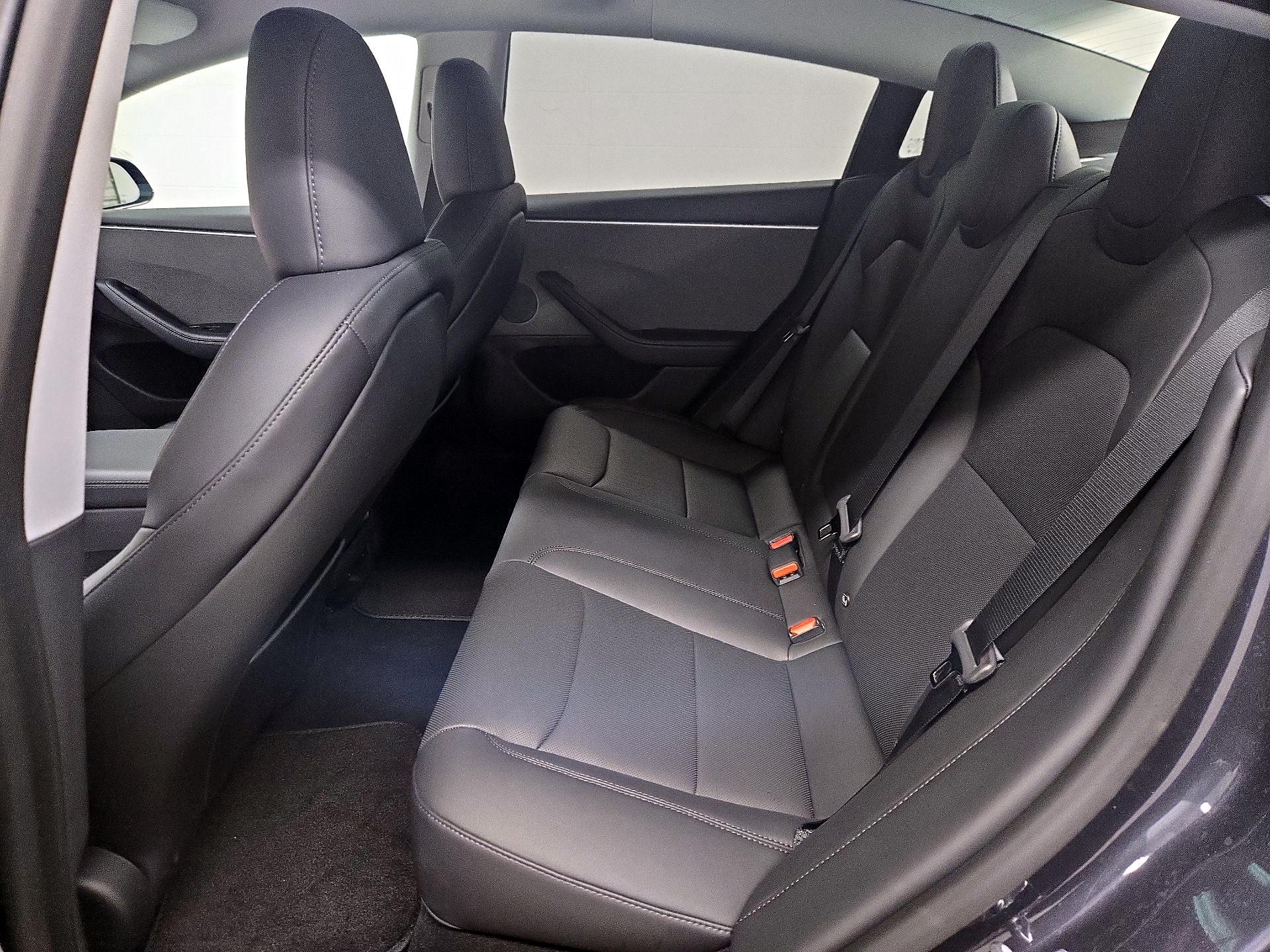 Thumbnail: 2025 Tesla Model 3 - 20