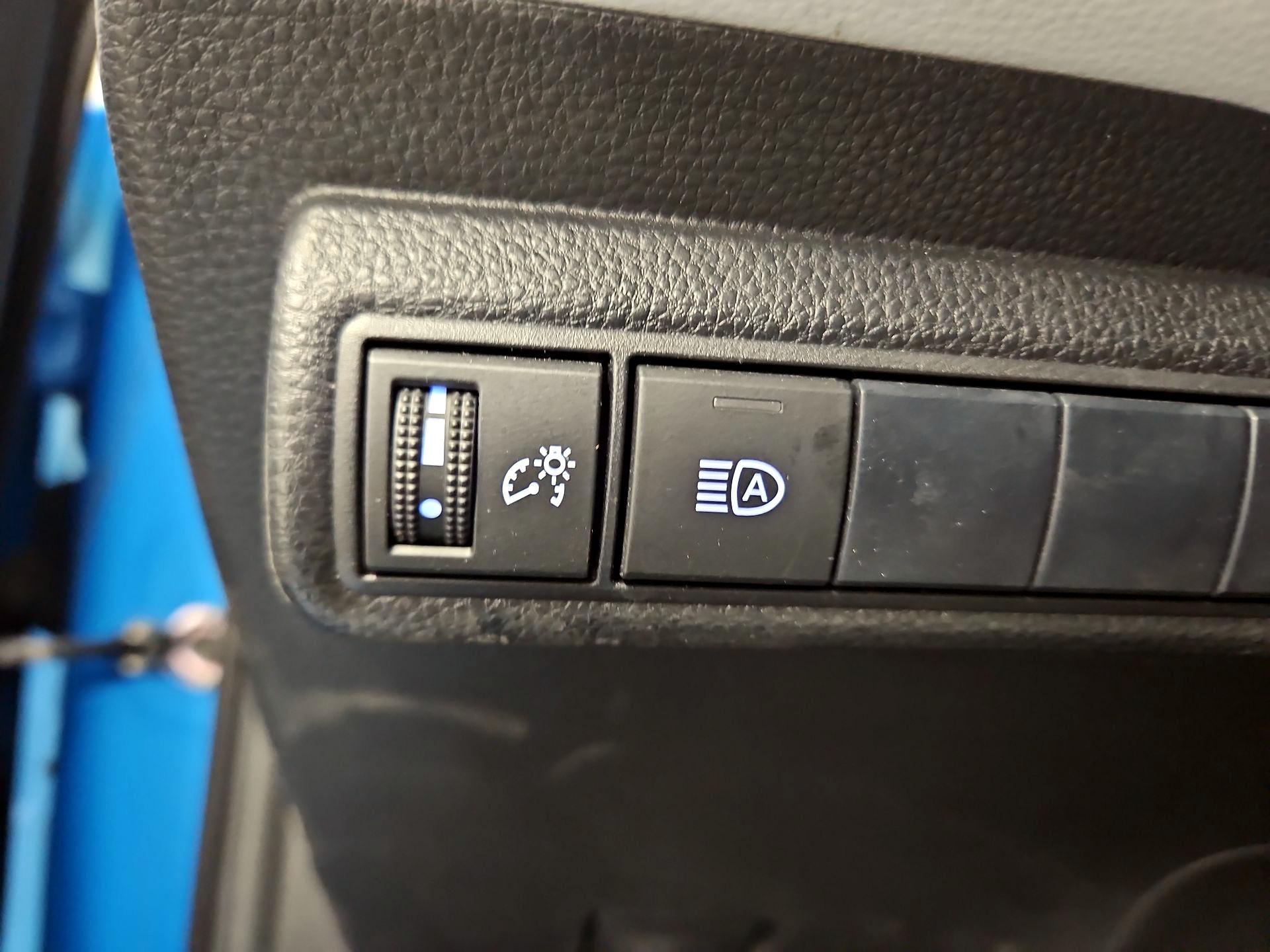 Thumbnail: 2019 Toyota Corolla - 13