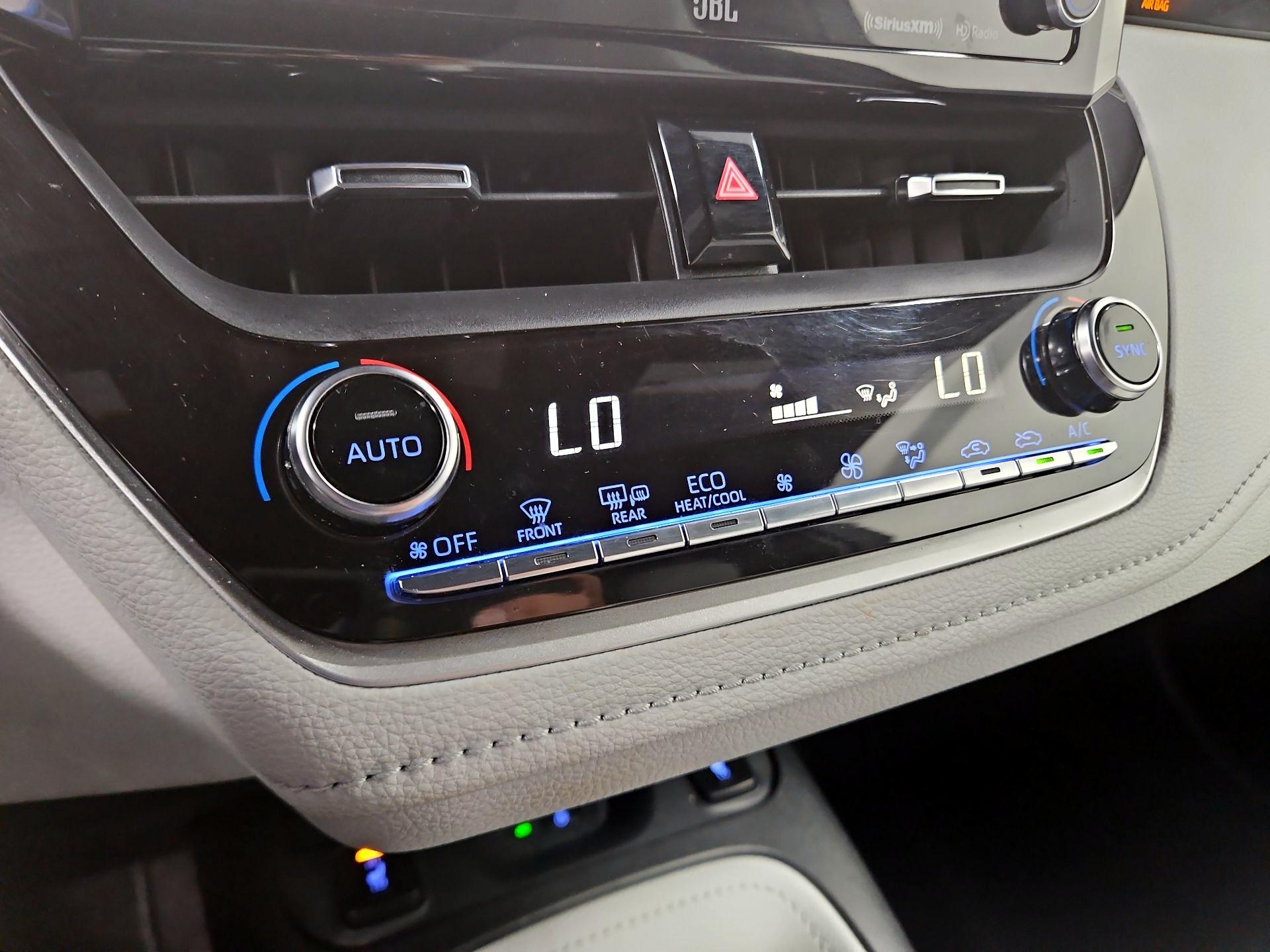 Thumbnail: 2019 Toyota Corolla - 17