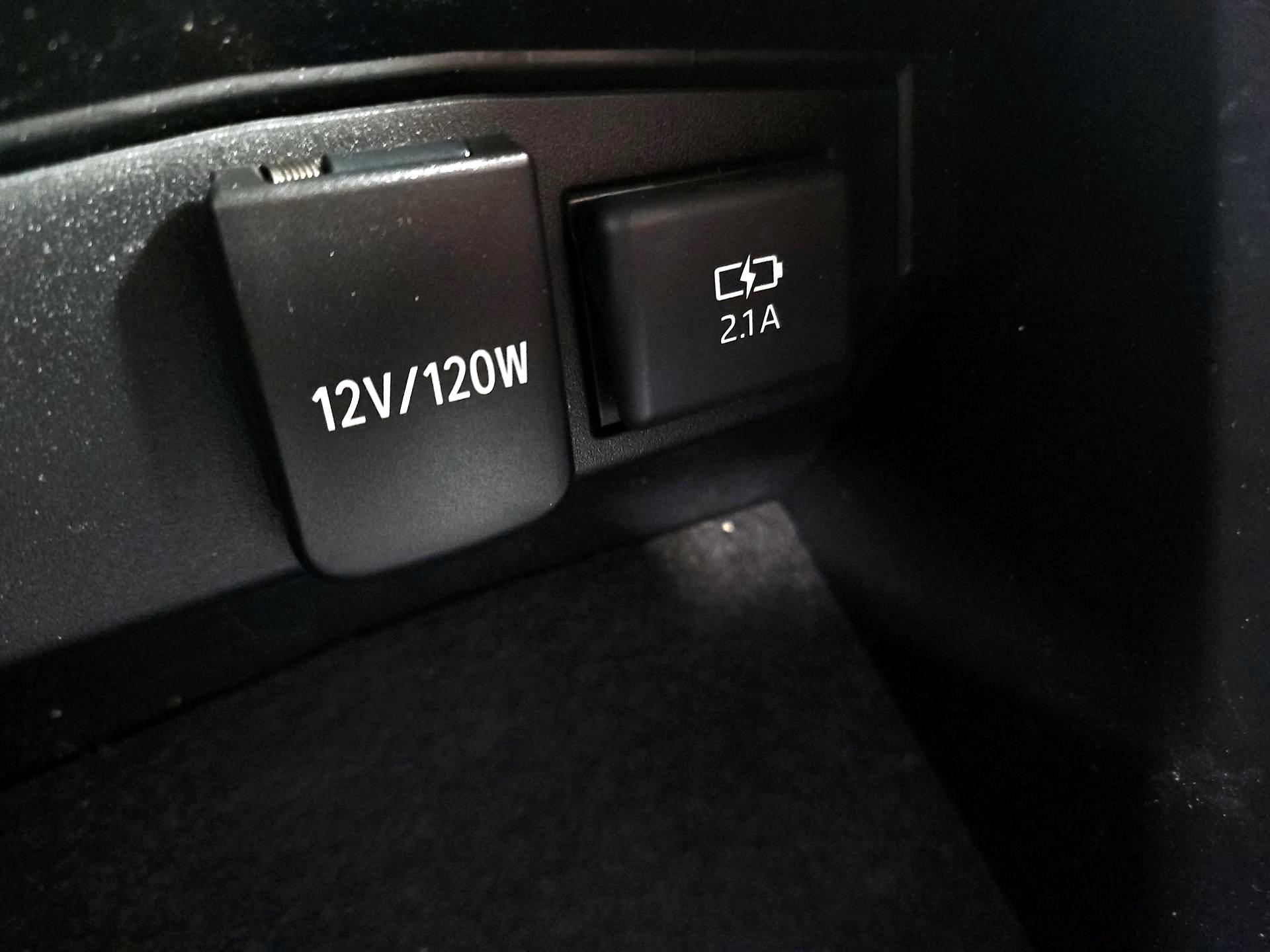 Thumbnail: 2019 Toyota Corolla - 19