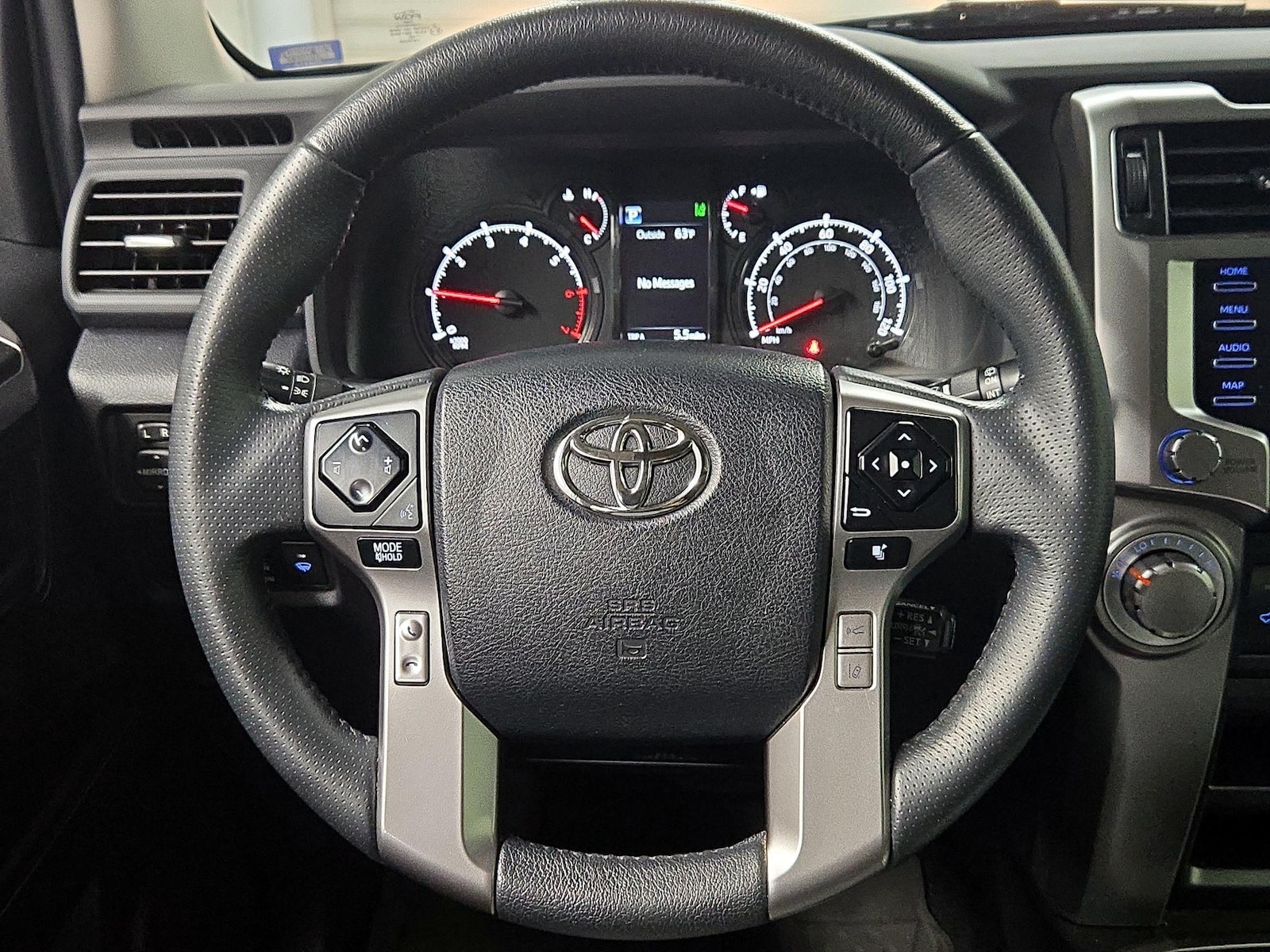 2022 Toyota 4Runner SR5 Premium - Photo 11