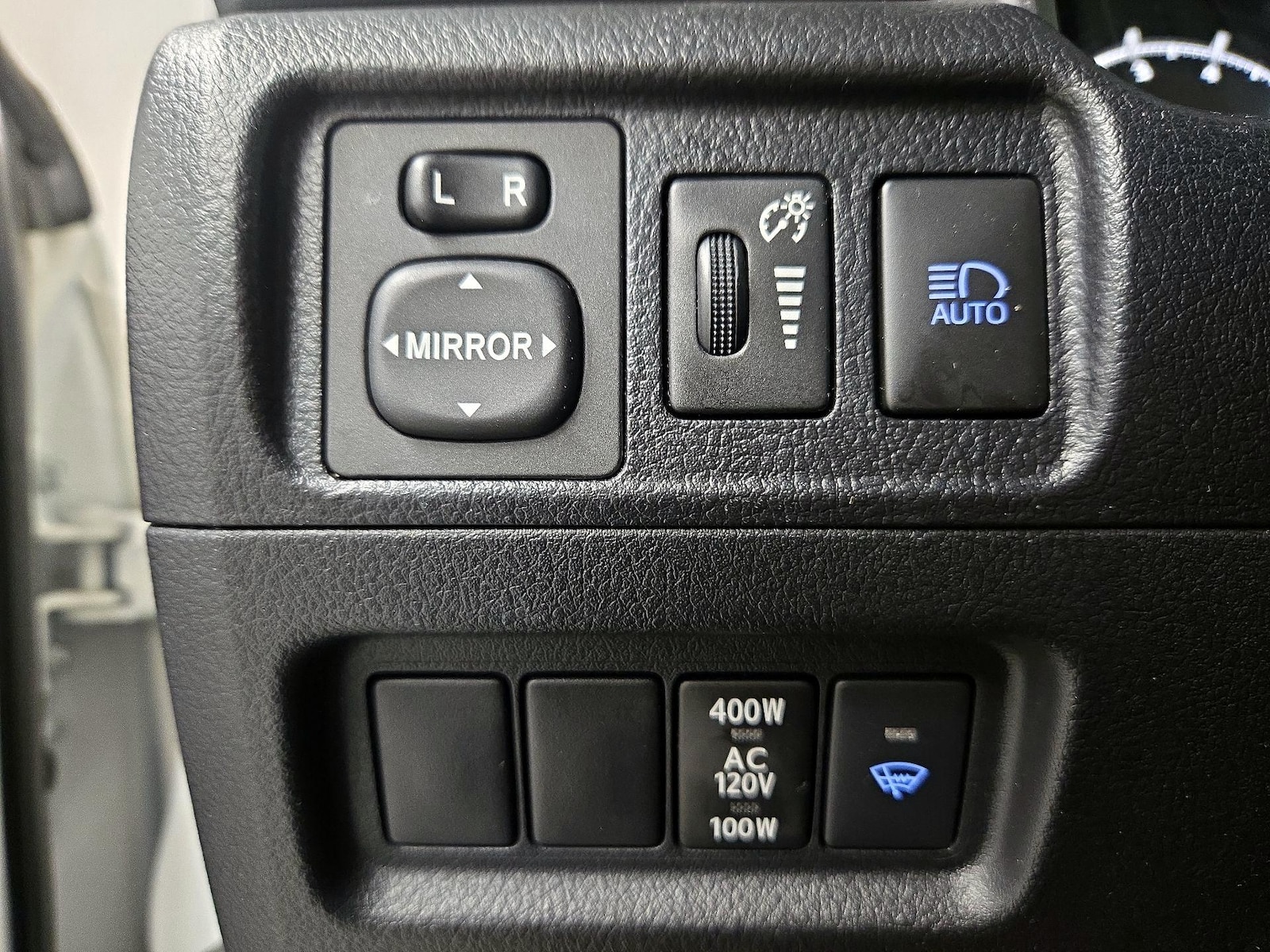 2022 Toyota 4Runner SR5 Premium - Photo 14