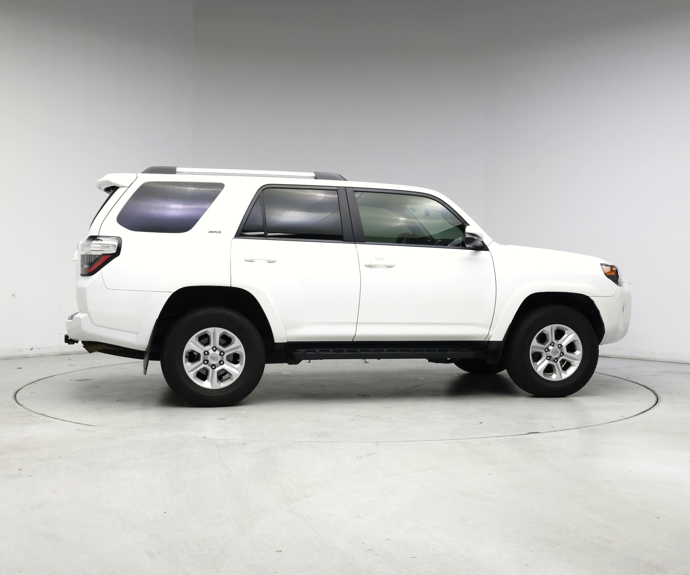 Thumbnail: 2022 Toyota 4Runner - 7