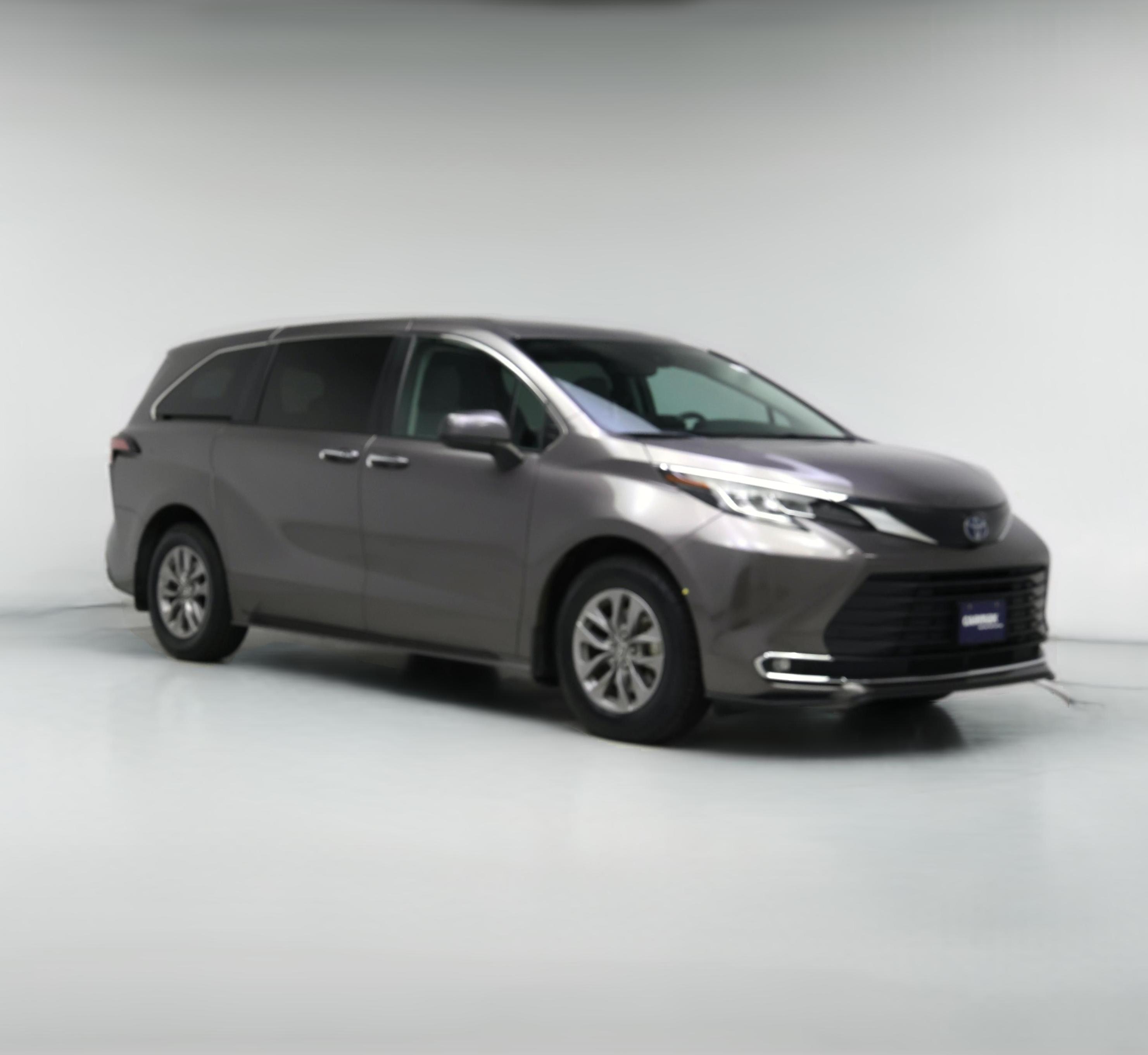 Thumbnail: 2022 Toyota Sienna - 1
