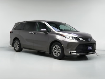 2022 Toyota Sienna Hybrid XLE