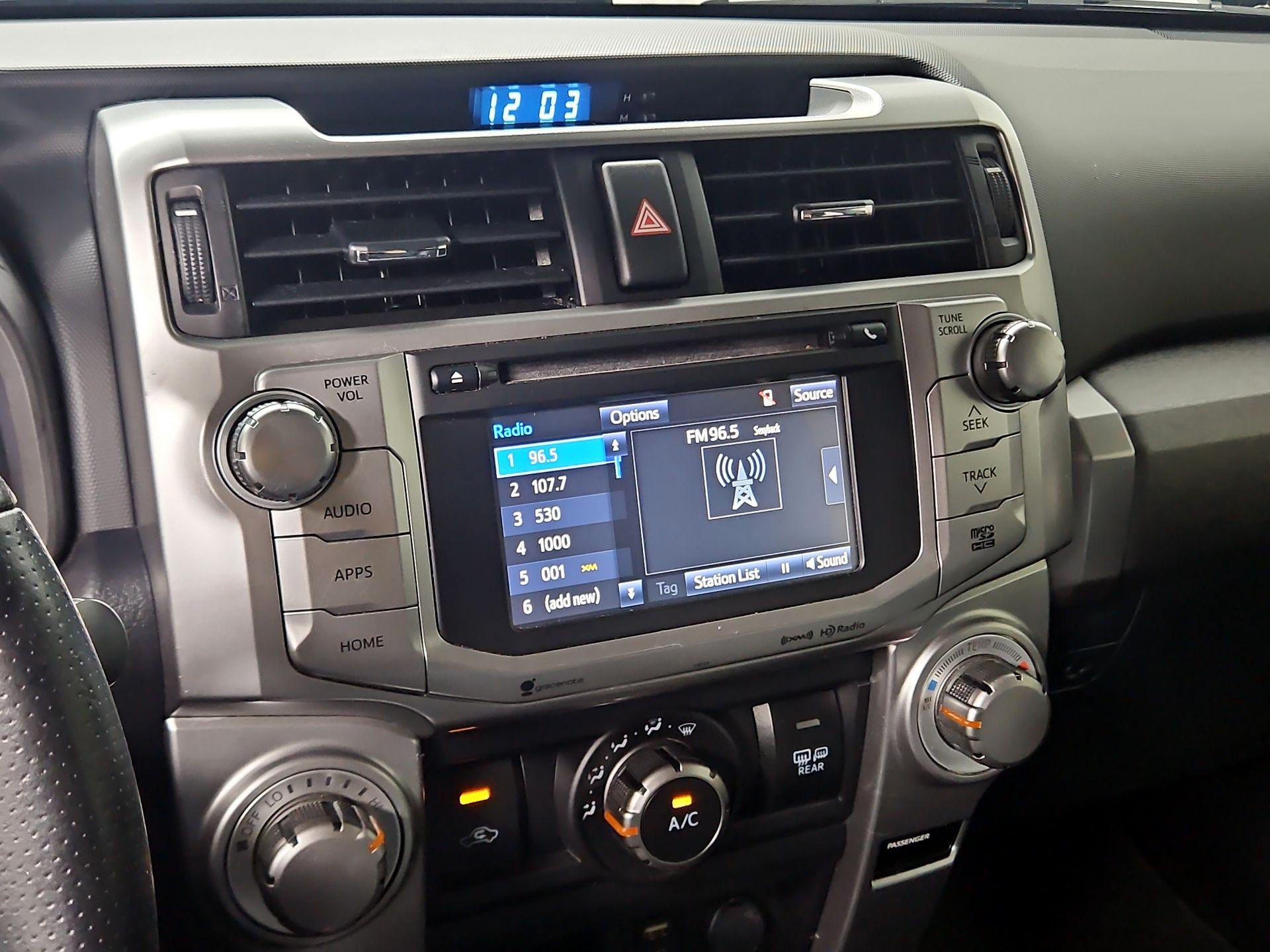 Thumbnail: 2018 Toyota 4Runner - 15