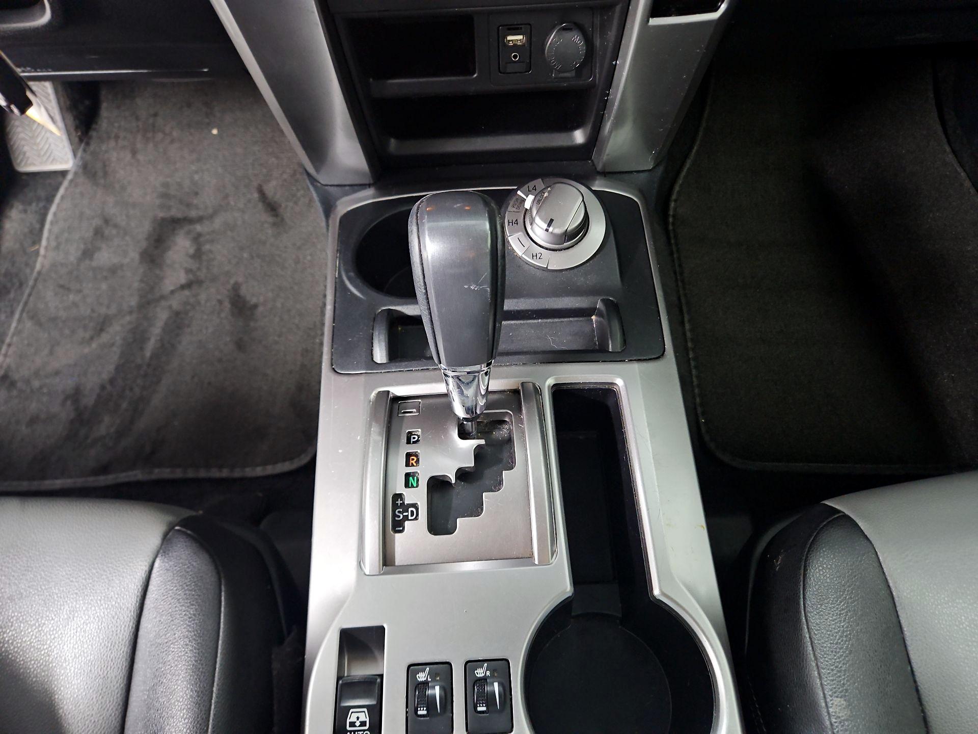 Thumbnail: 2018 Toyota 4Runner - 17