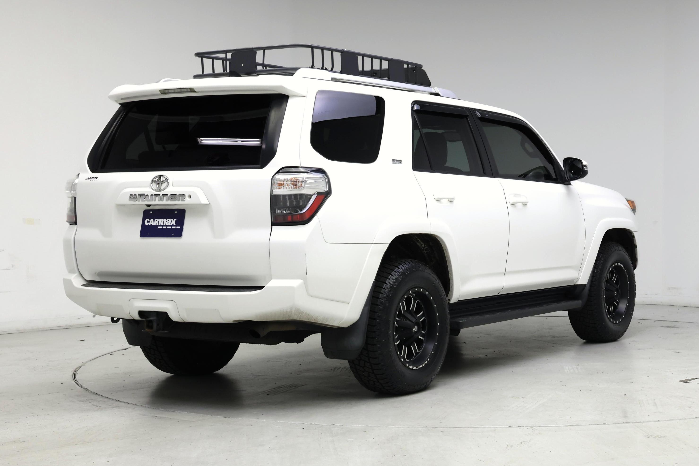 Thumbnail: 2018 Toyota 4Runner - 8