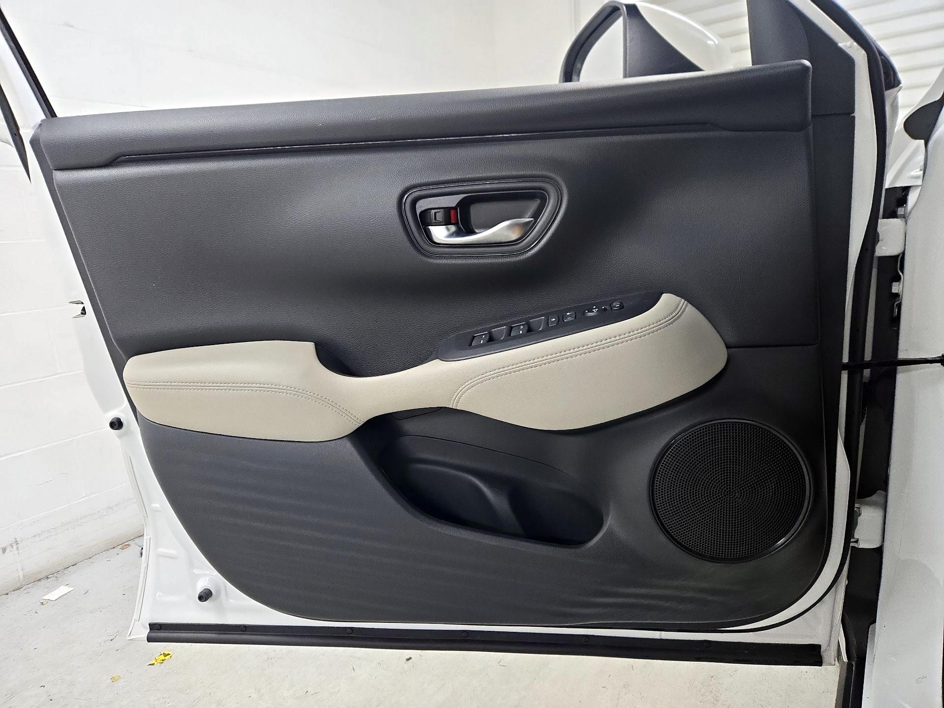 Thumbnail: 2024 Honda HR-V - 12