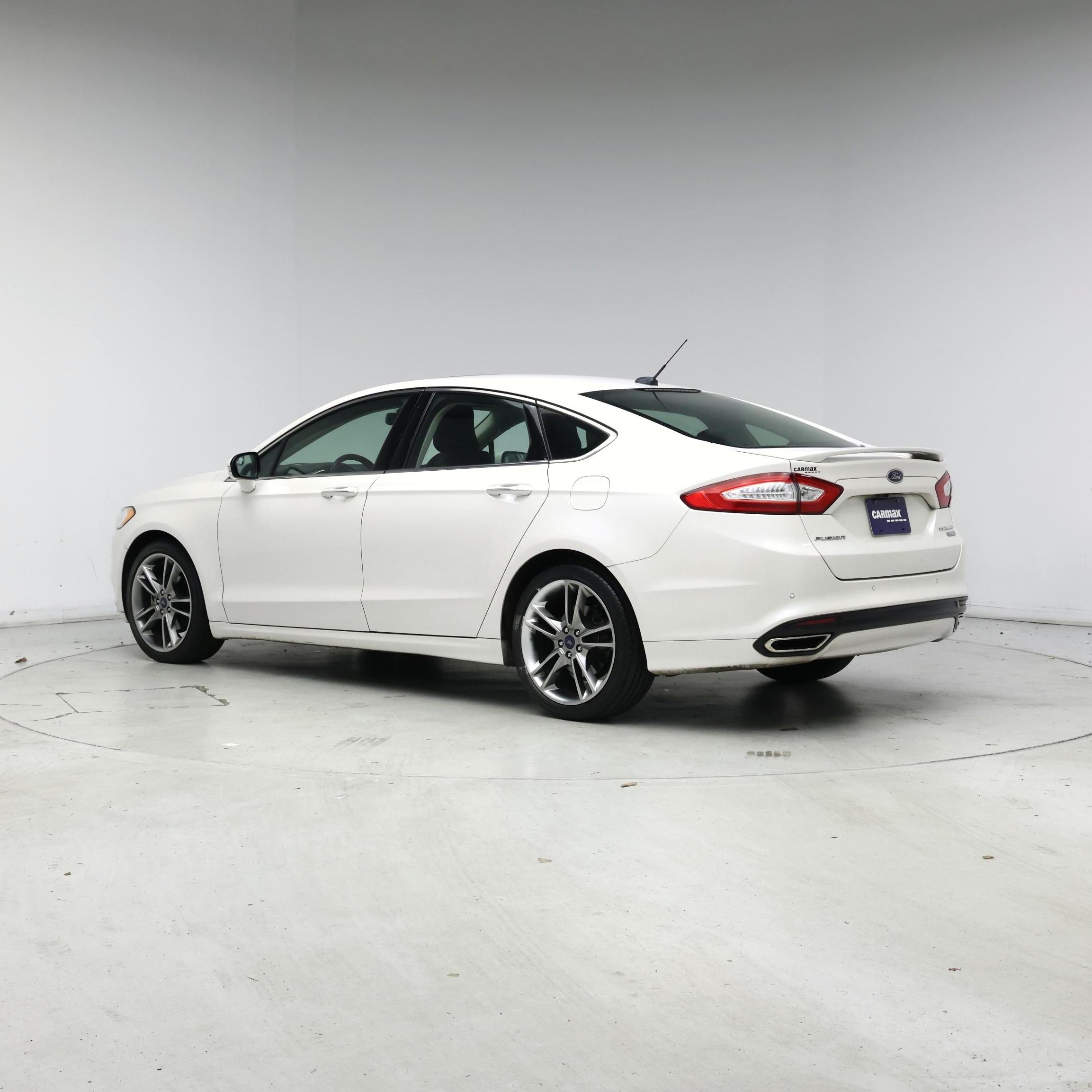 Thumbnail: 2016 Ford Fusion - 2