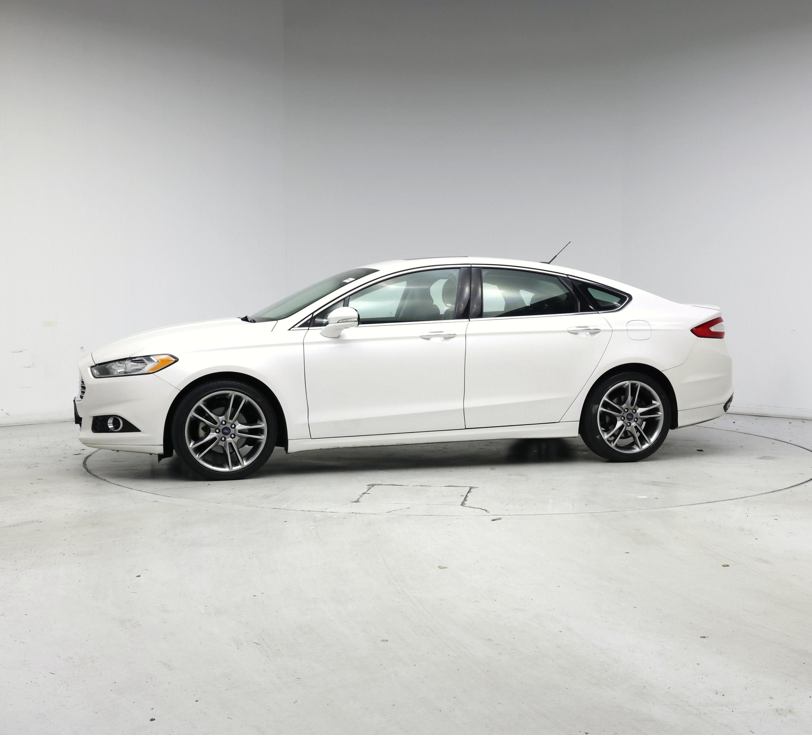 Thumbnail: 2016 Ford Fusion - 3