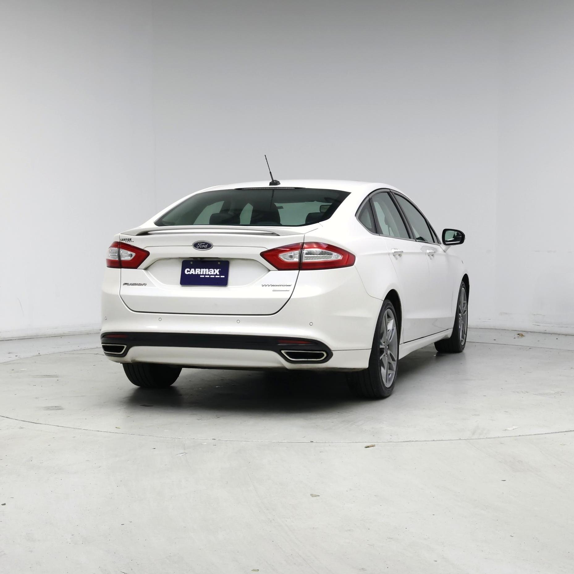 Thumbnail: 2016 Ford Fusion - 8