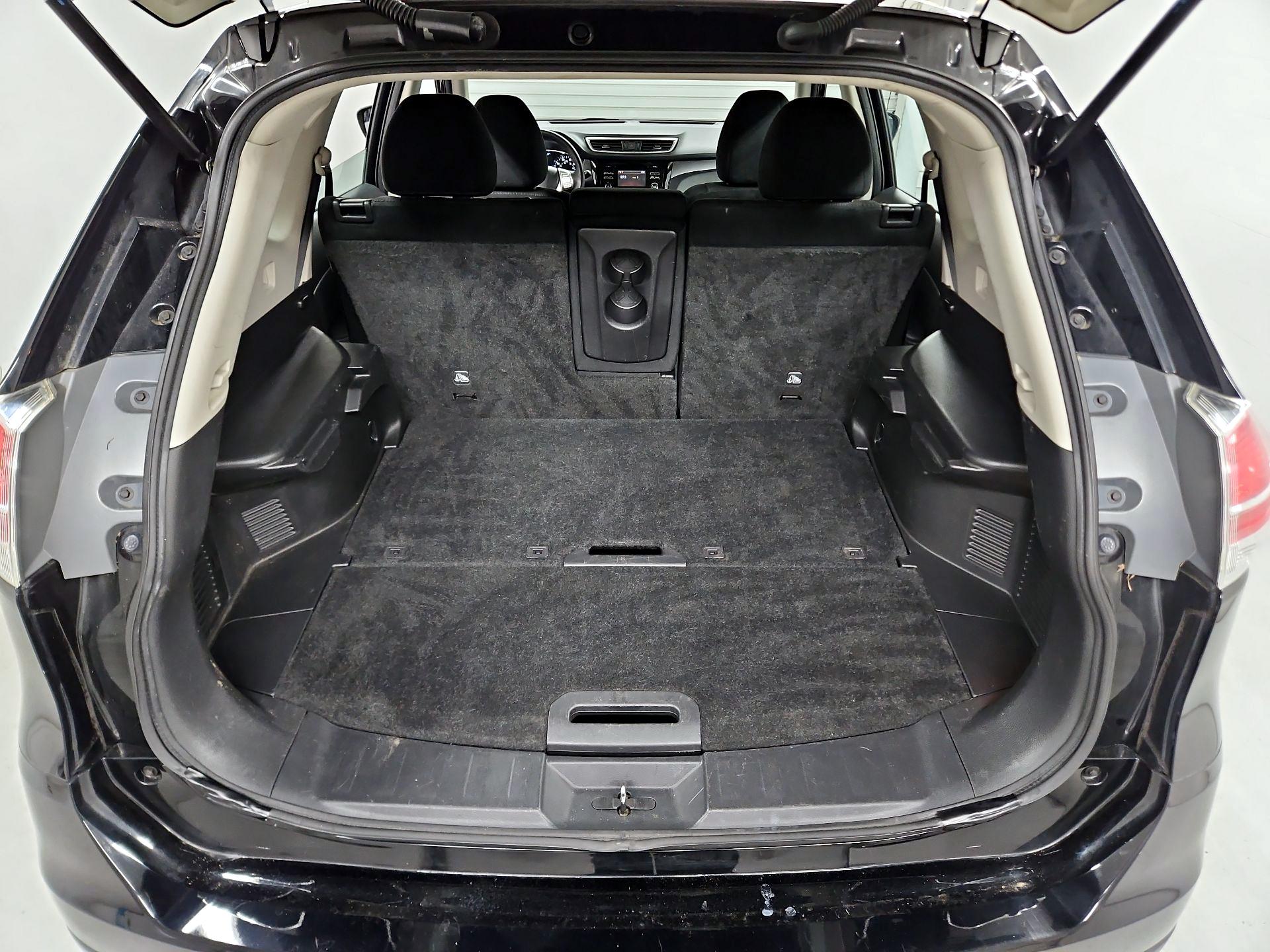 Thumbnail: 2014 Nissan Rogue - 20