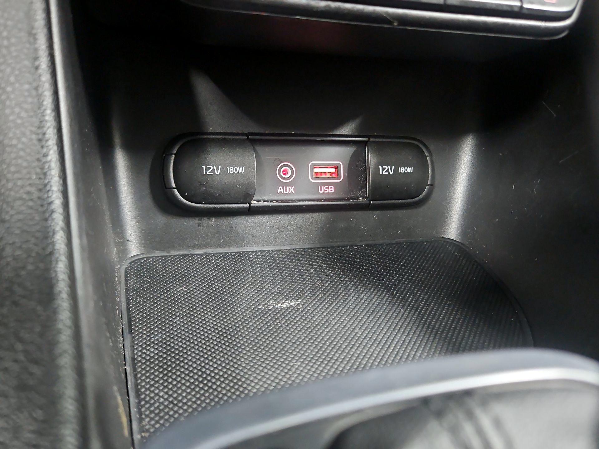 Thumbnail: 2019 Kia Sportage - 19