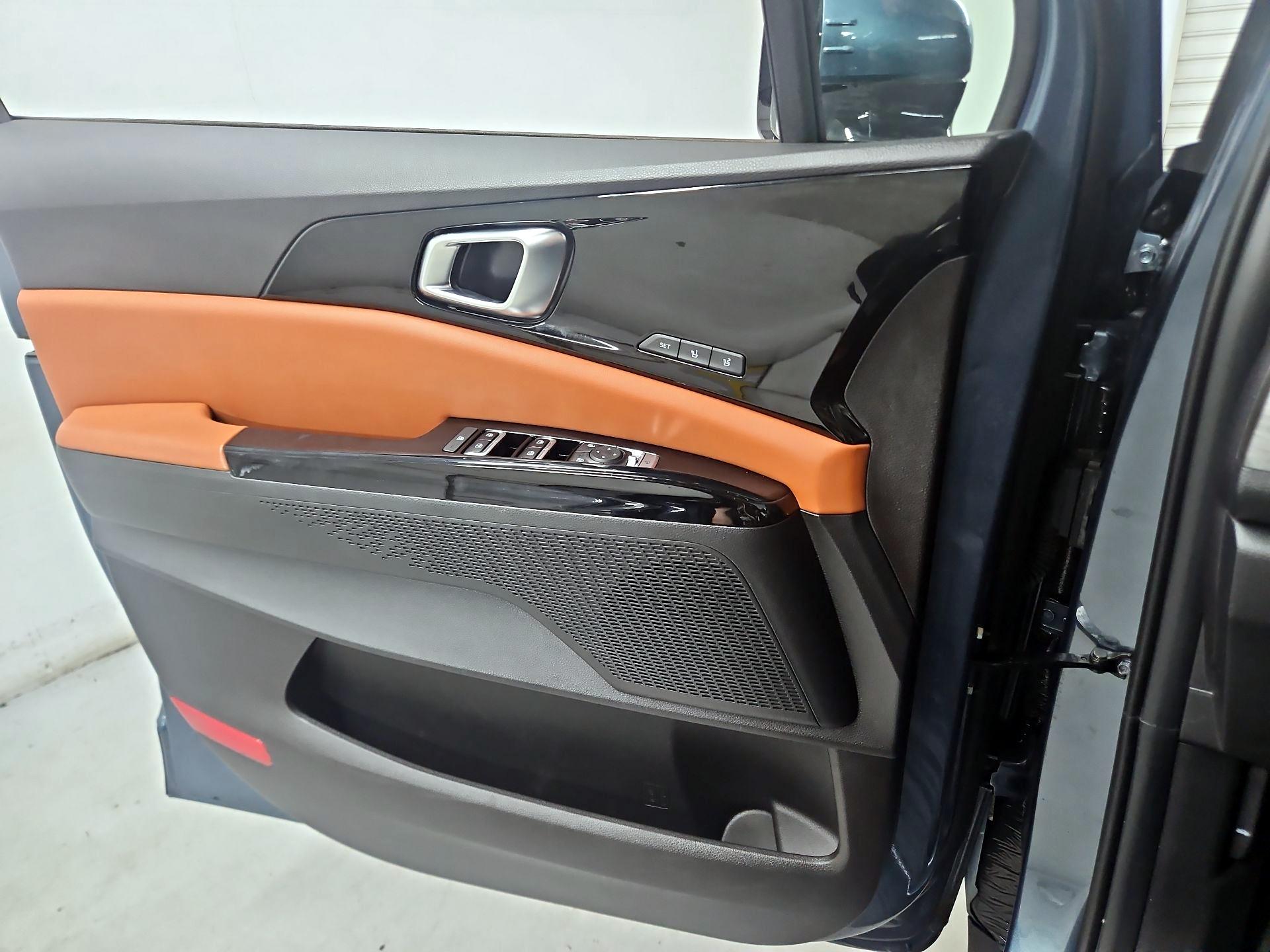 Thumbnail: 2024 Kia Carnival - 12