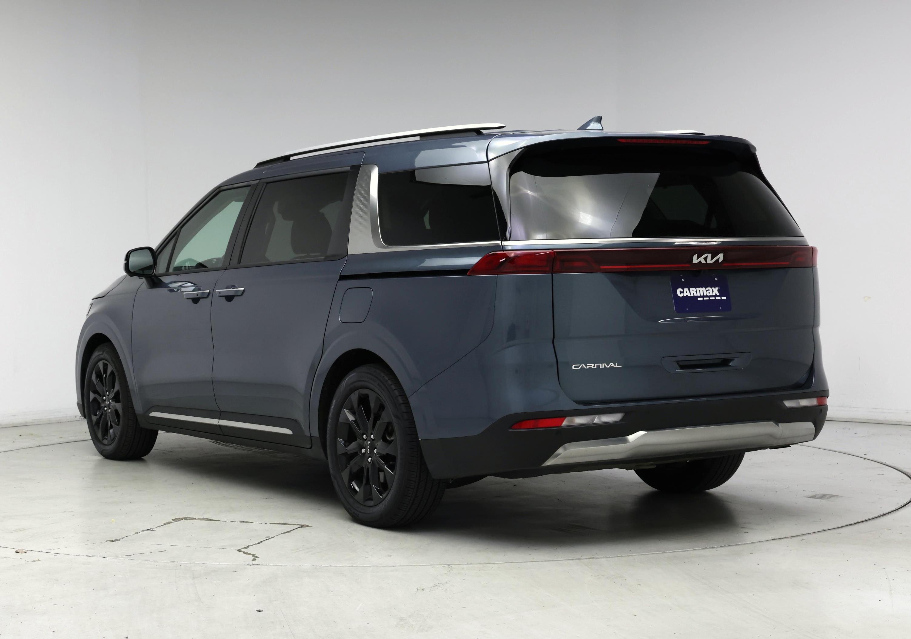 Thumbnail: 2024 Kia Carnival - 2