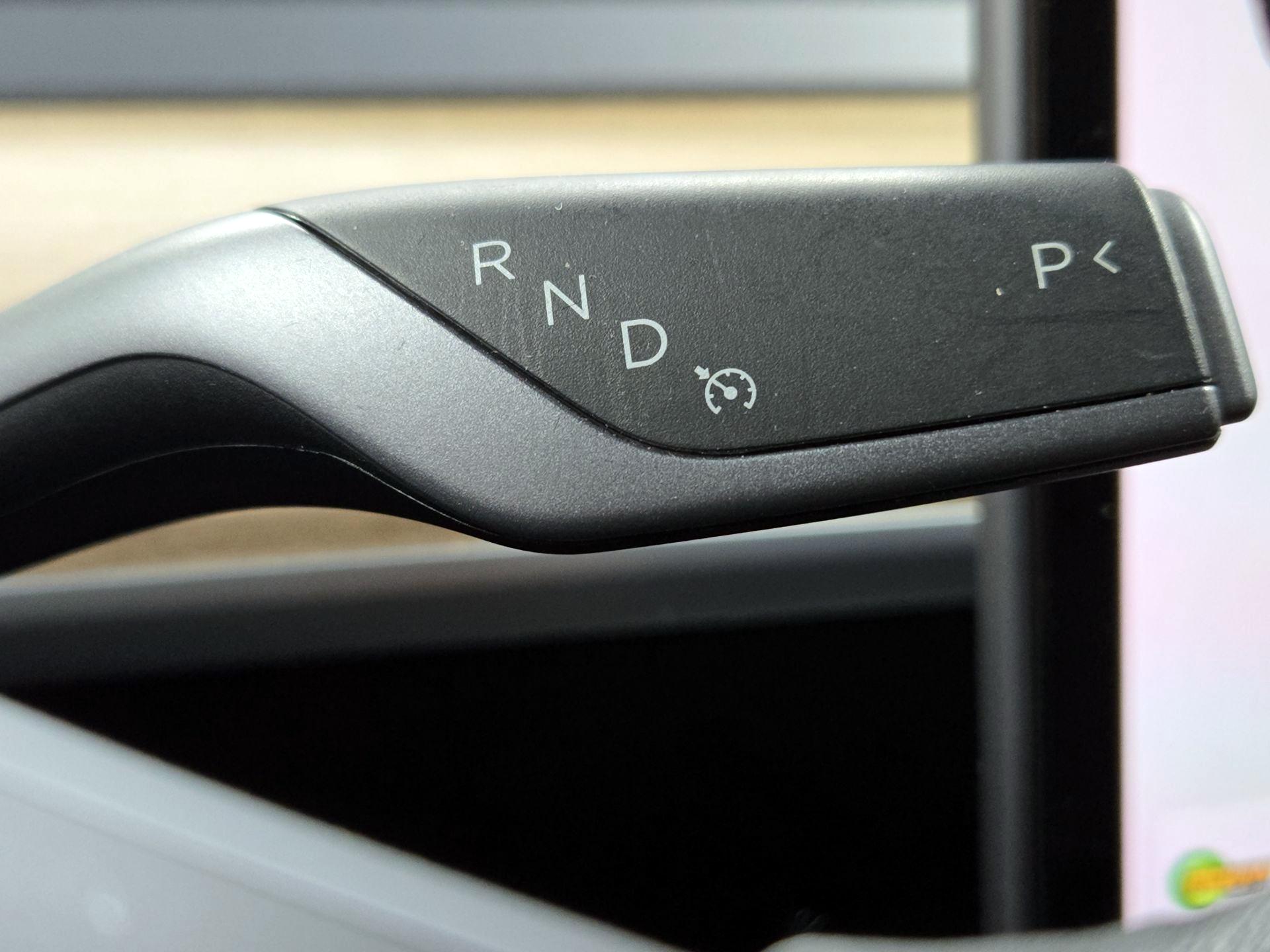 Thumbnail: 2021 Tesla Model 3 - 17