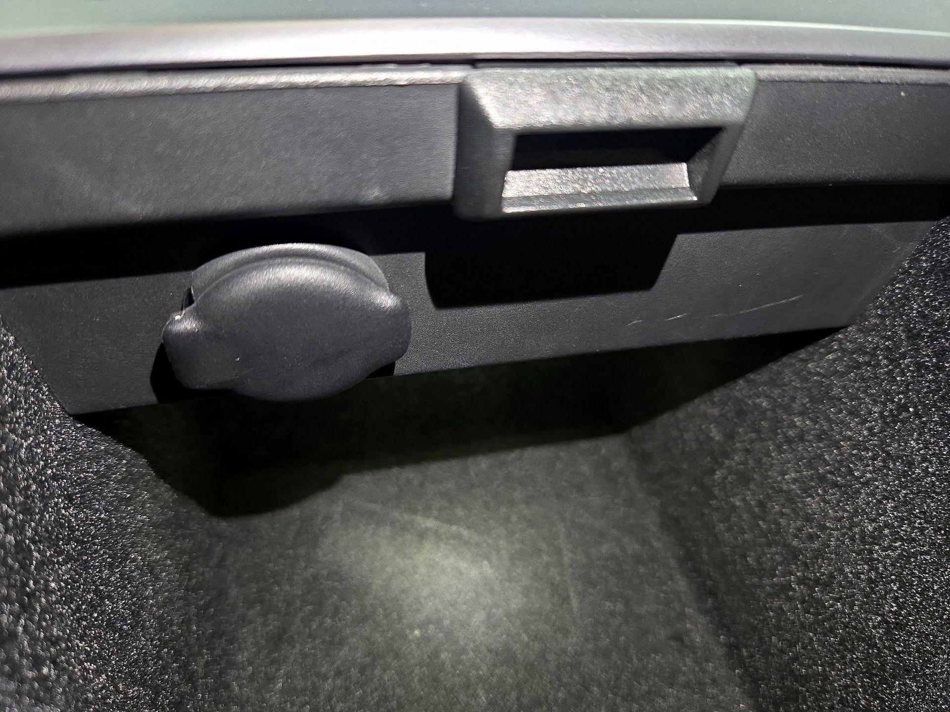 Thumbnail: 2021 Tesla Model 3 - 18