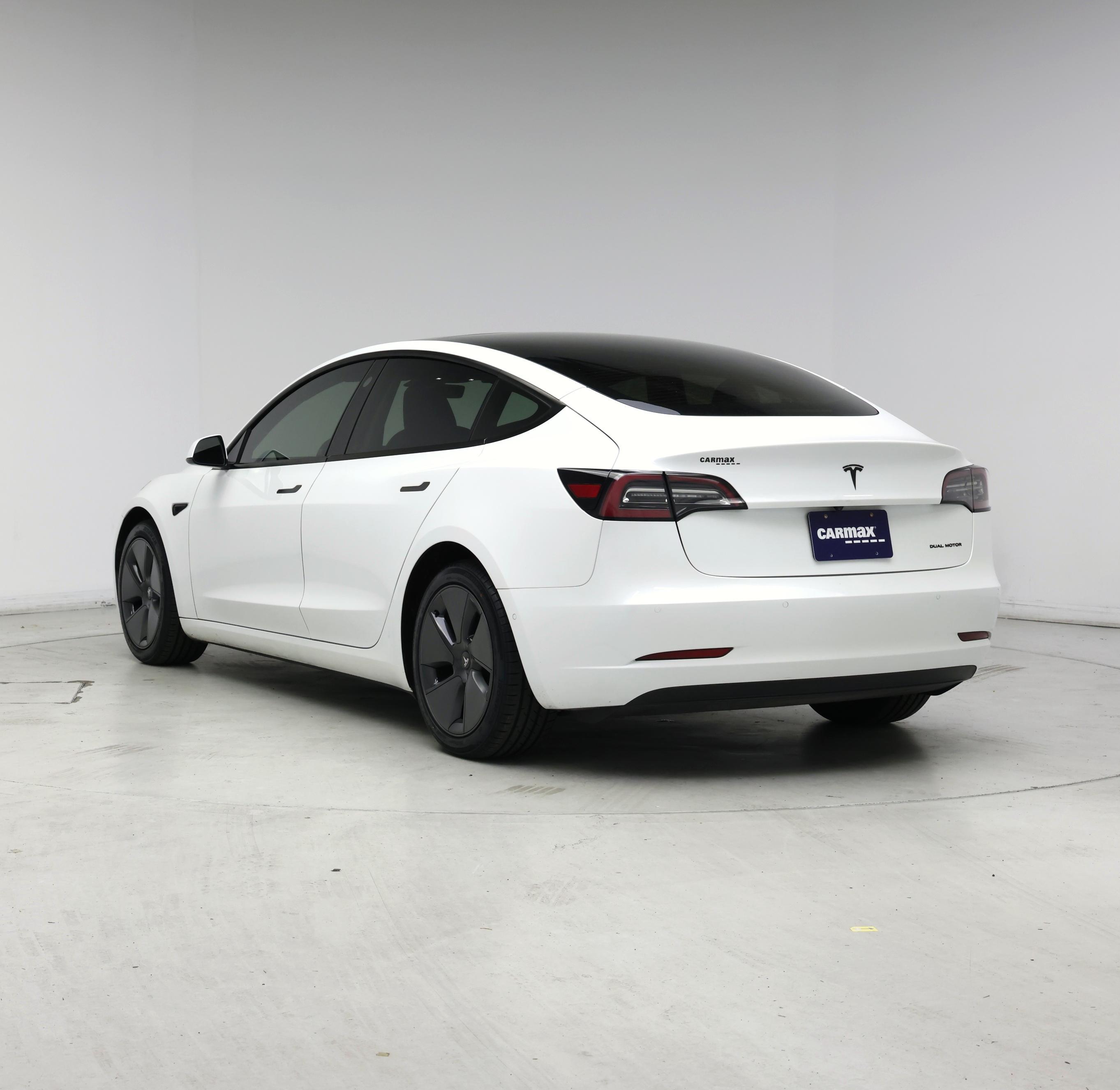 Thumbnail: 2021 Tesla Model 3 - 2